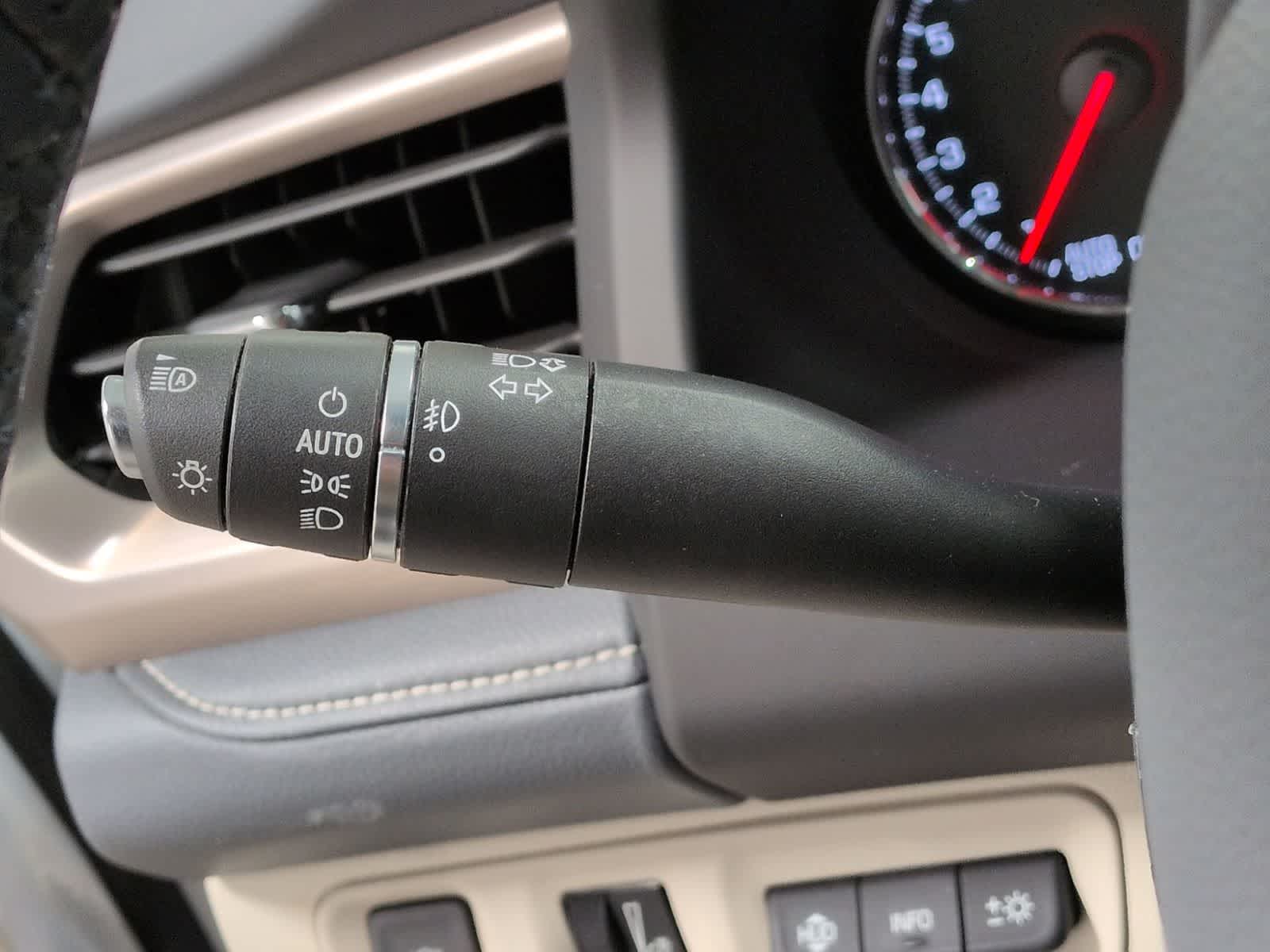 Thumbnail: 2021 GMC Acadia - 27