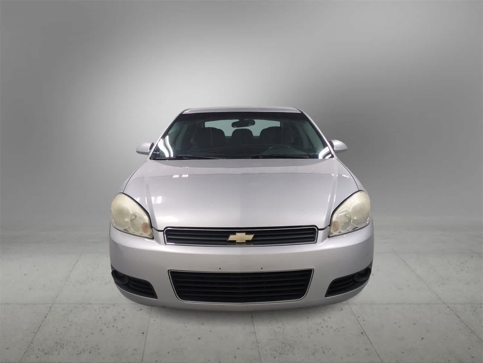 Thumbnail: 2011 Chevrolet Impala - 3