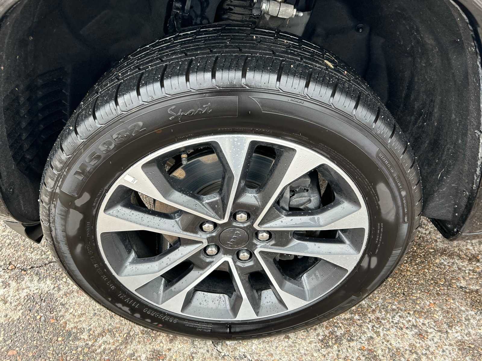 Thumbnail: 2023 Jeep Grand Cherokee L - 28