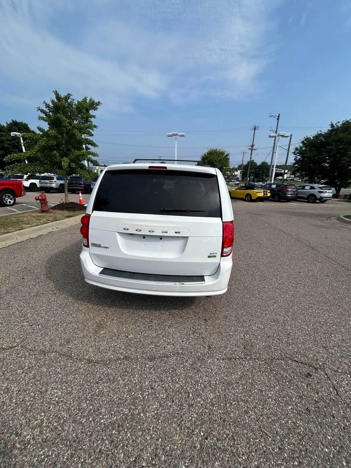 Thumbnail: 2019 Dodge Grand Caravan - 20