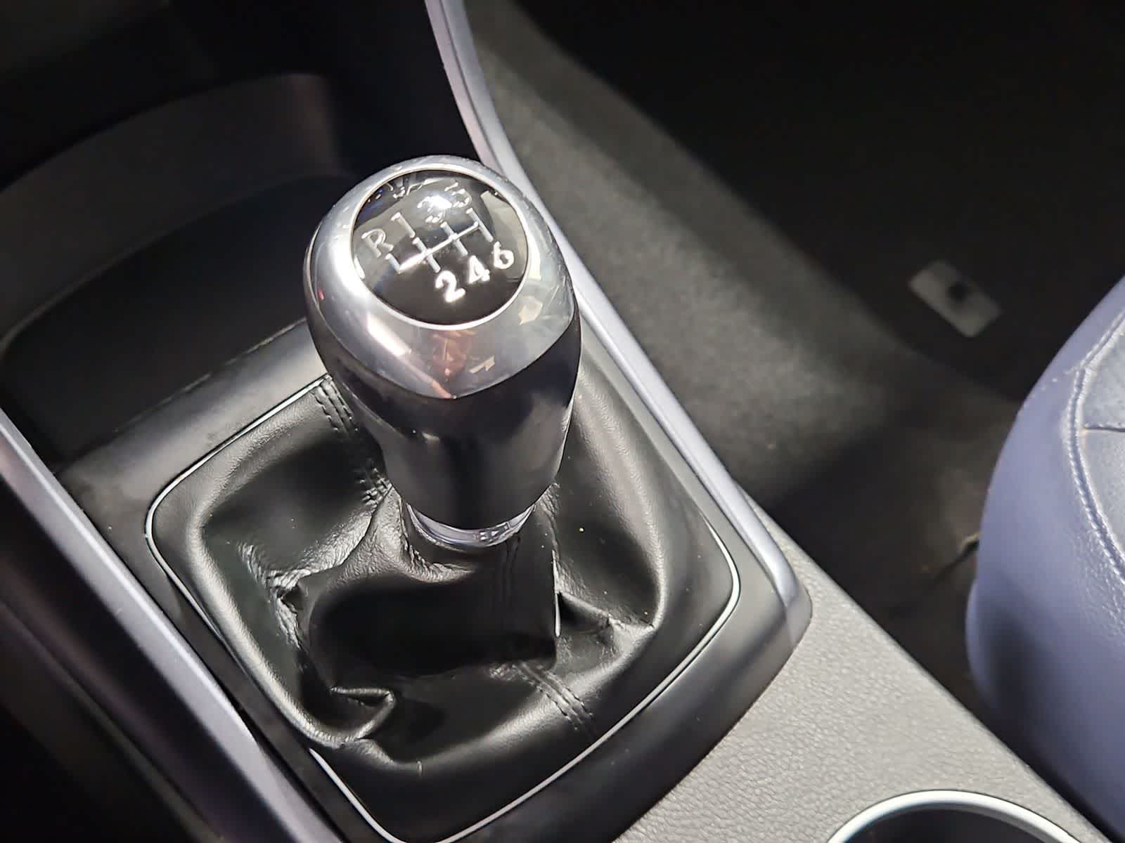 Thumbnail: 2014 Hyundai Elantra - 28