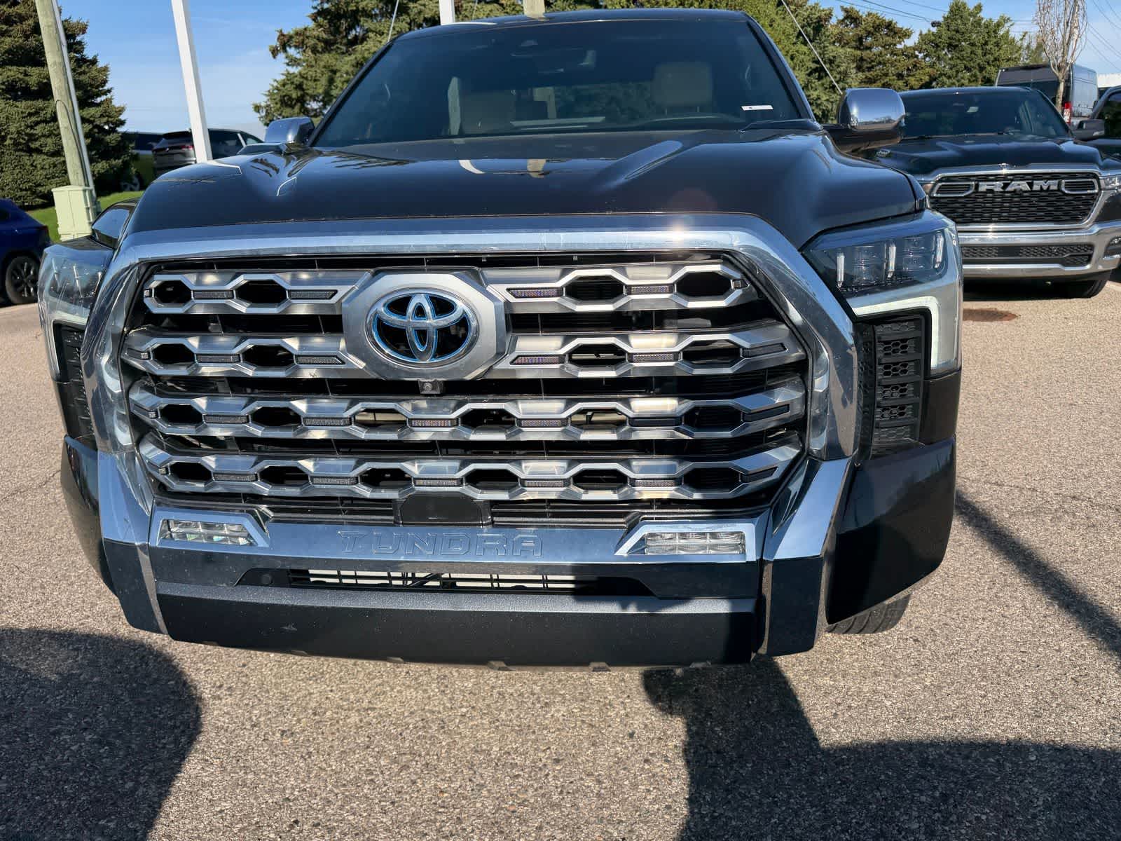 Thumbnail: 2022 Toyota Tundra - 8