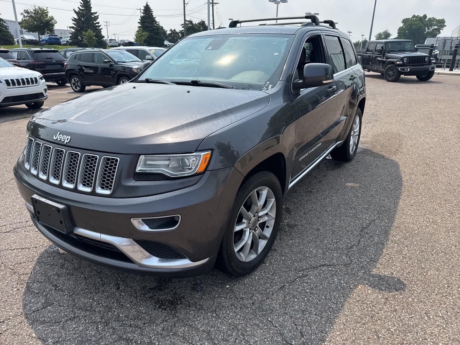 Thumbnail: 2015 Jeep Grand Cherokee - 1