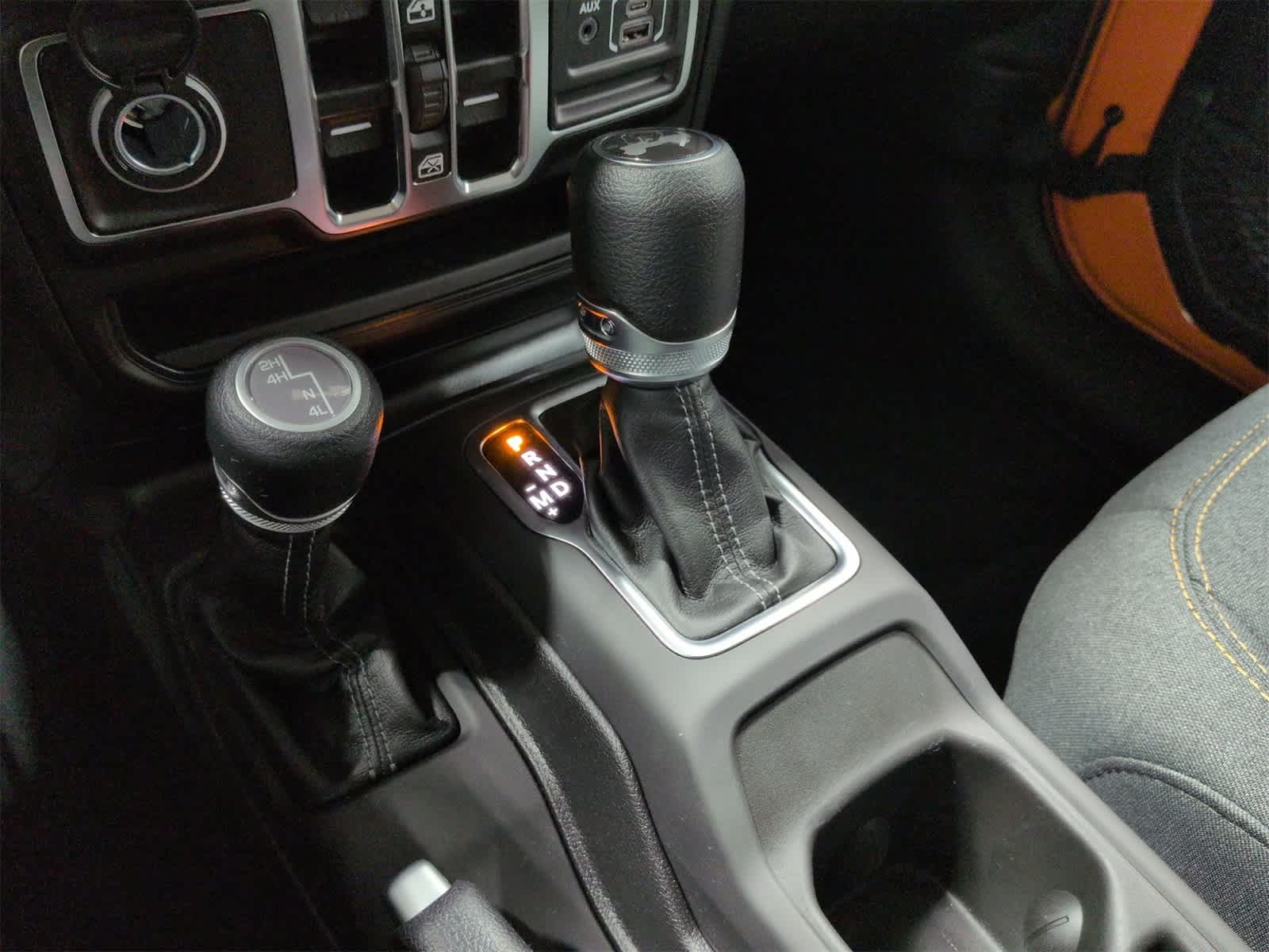 Thumbnail: 2025 Jeep Wrangler - 32