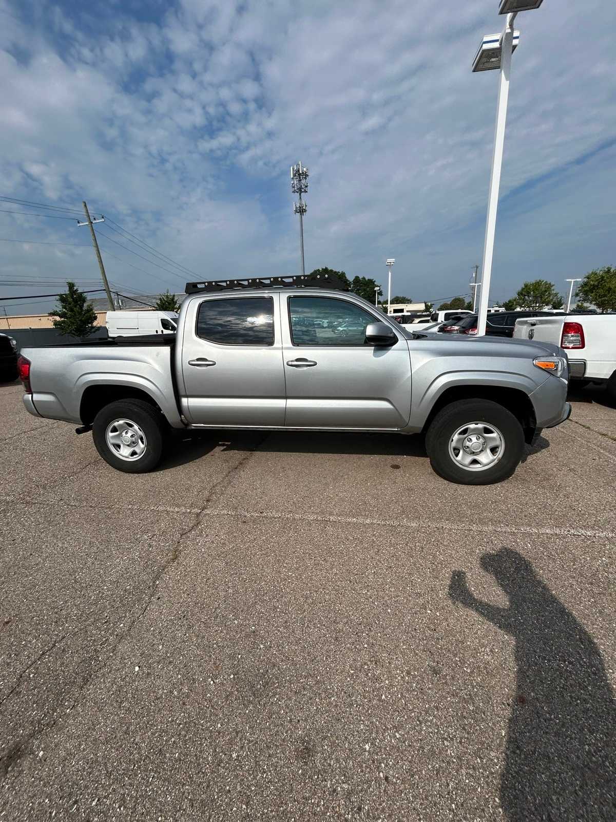 Thumbnail: 2023 Toyota Tacoma - 14