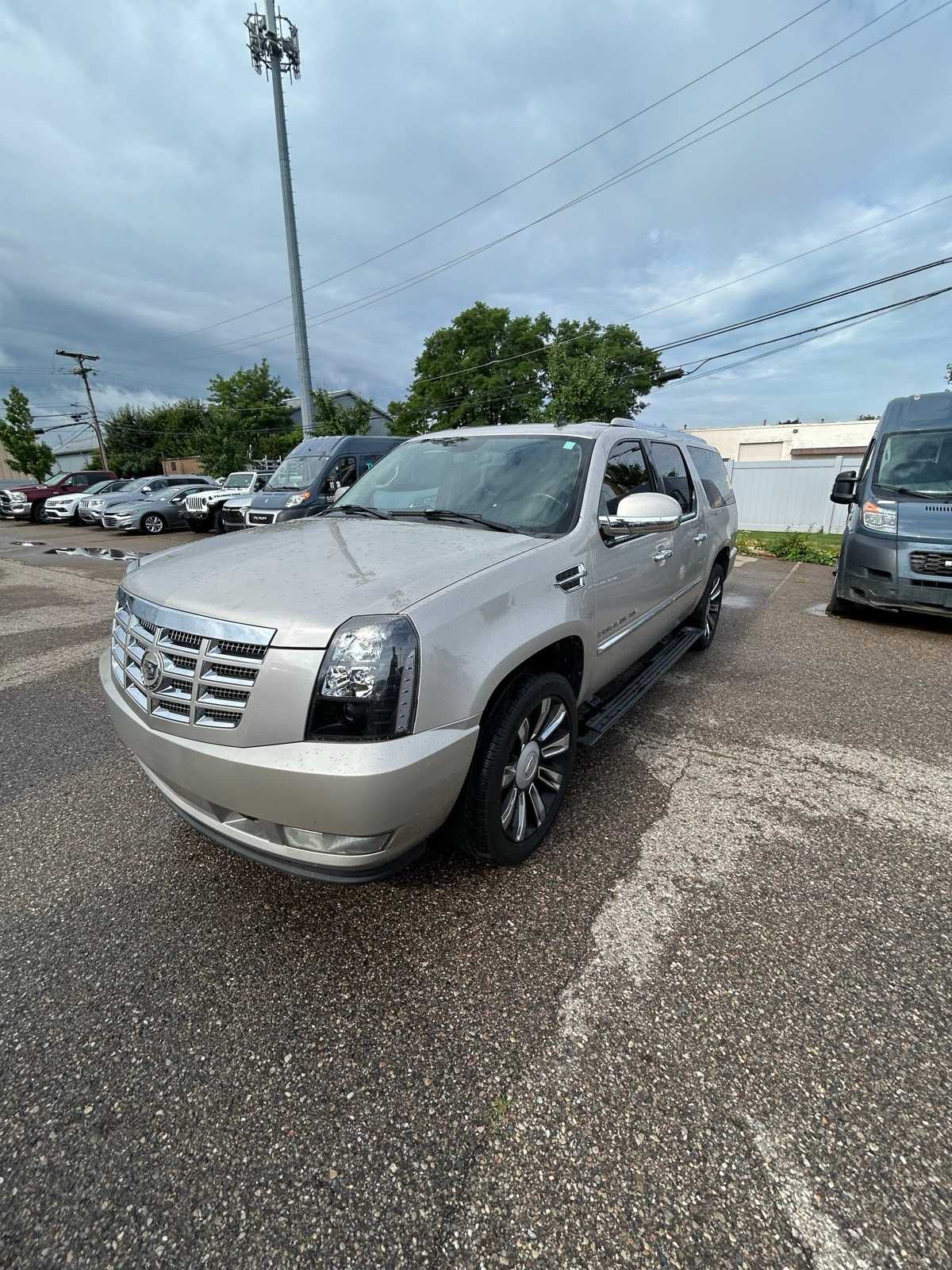 Thumbnail: 2008 Cadillac Escalade - 2