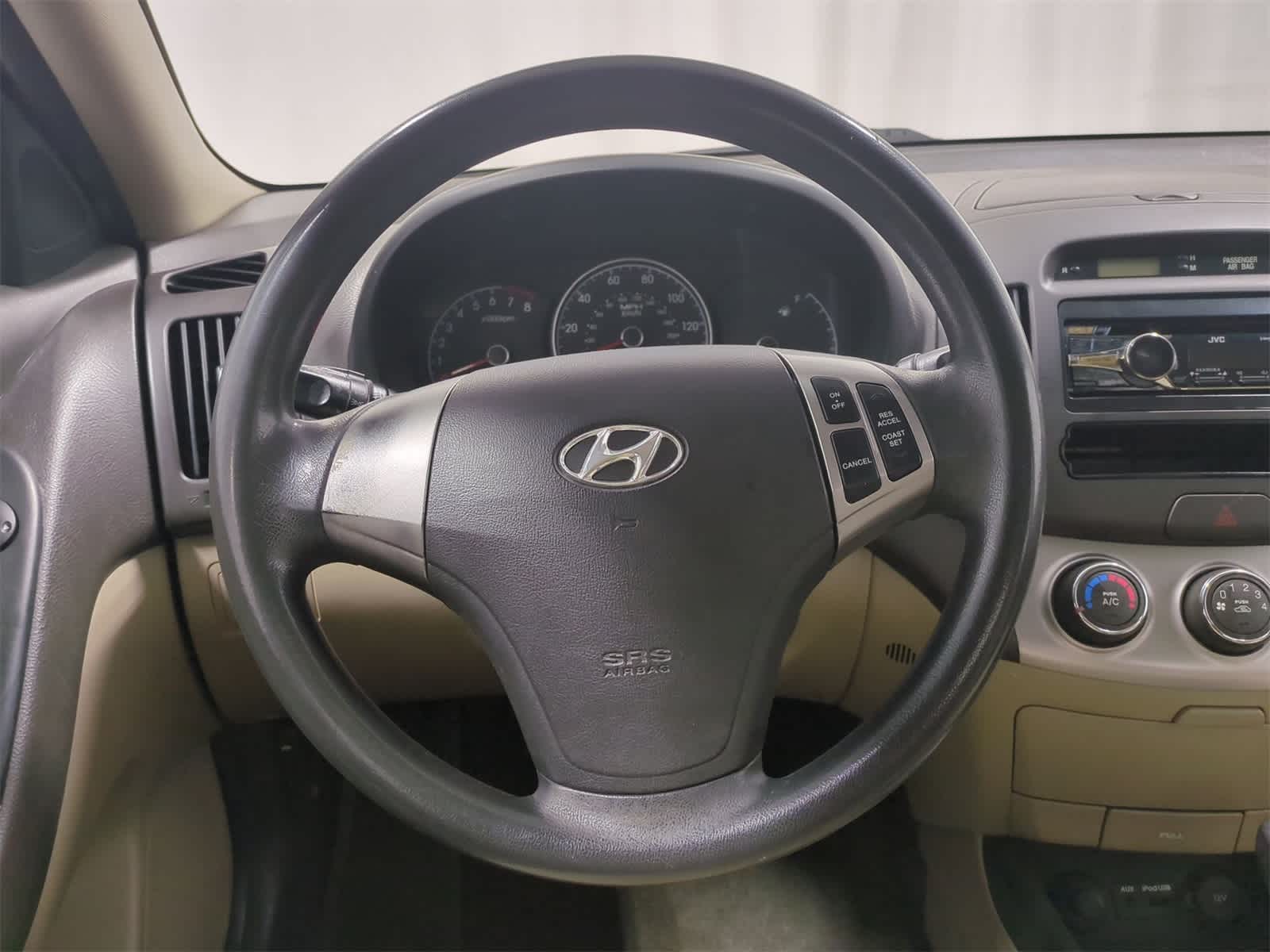 Thumbnail: 2010 Hyundai Elantra - 23