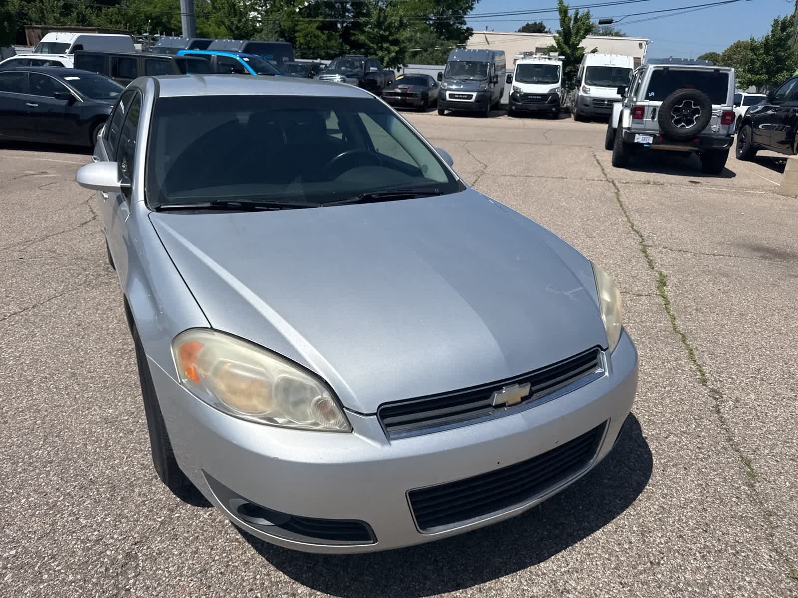 Thumbnail: 2011 Chevrolet Impala - 6