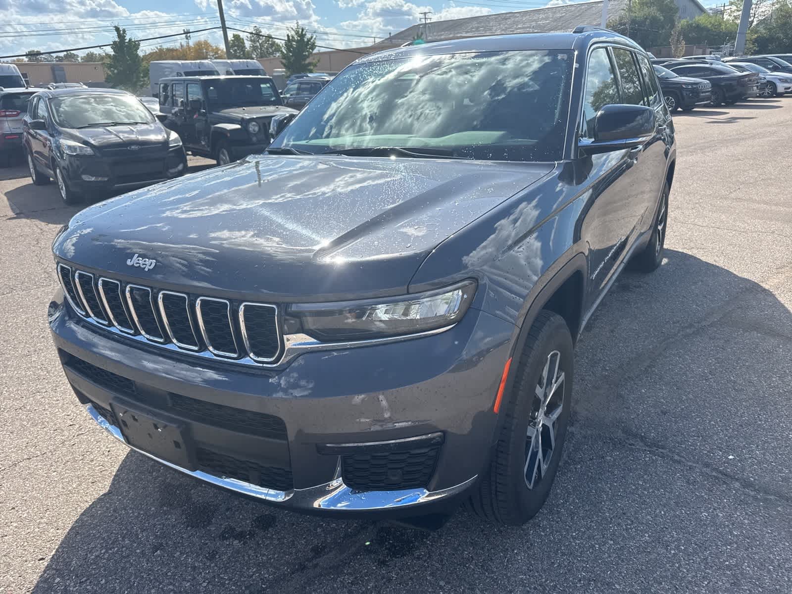 Thumbnail: 2024 Jeep Grand Cherokee L - 1