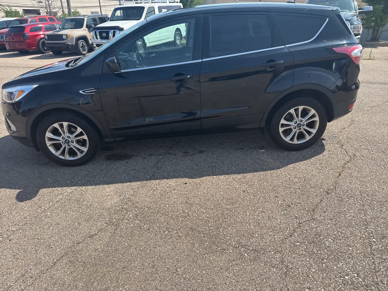 Thumbnail: 2017 Ford Escape - 25