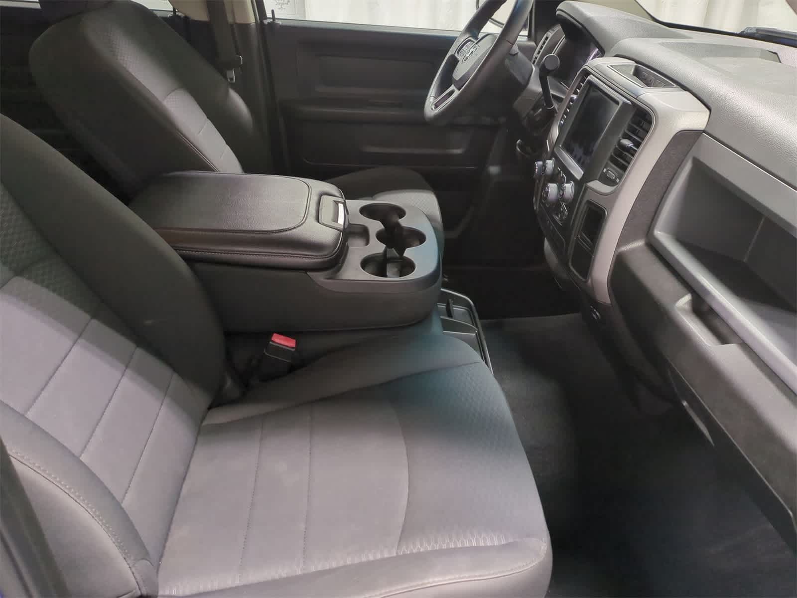 2019 RAM 1500 Classic Express 22