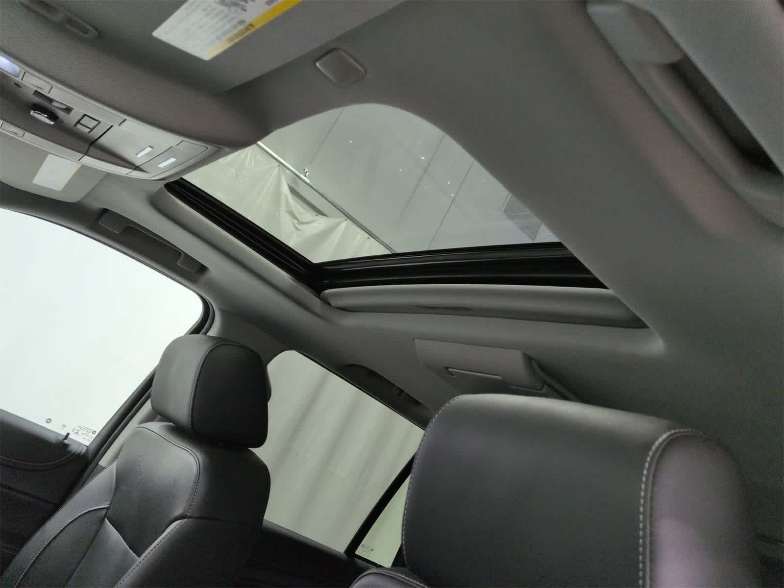 Thumbnail: 2020 Chevrolet Tahoe - 20