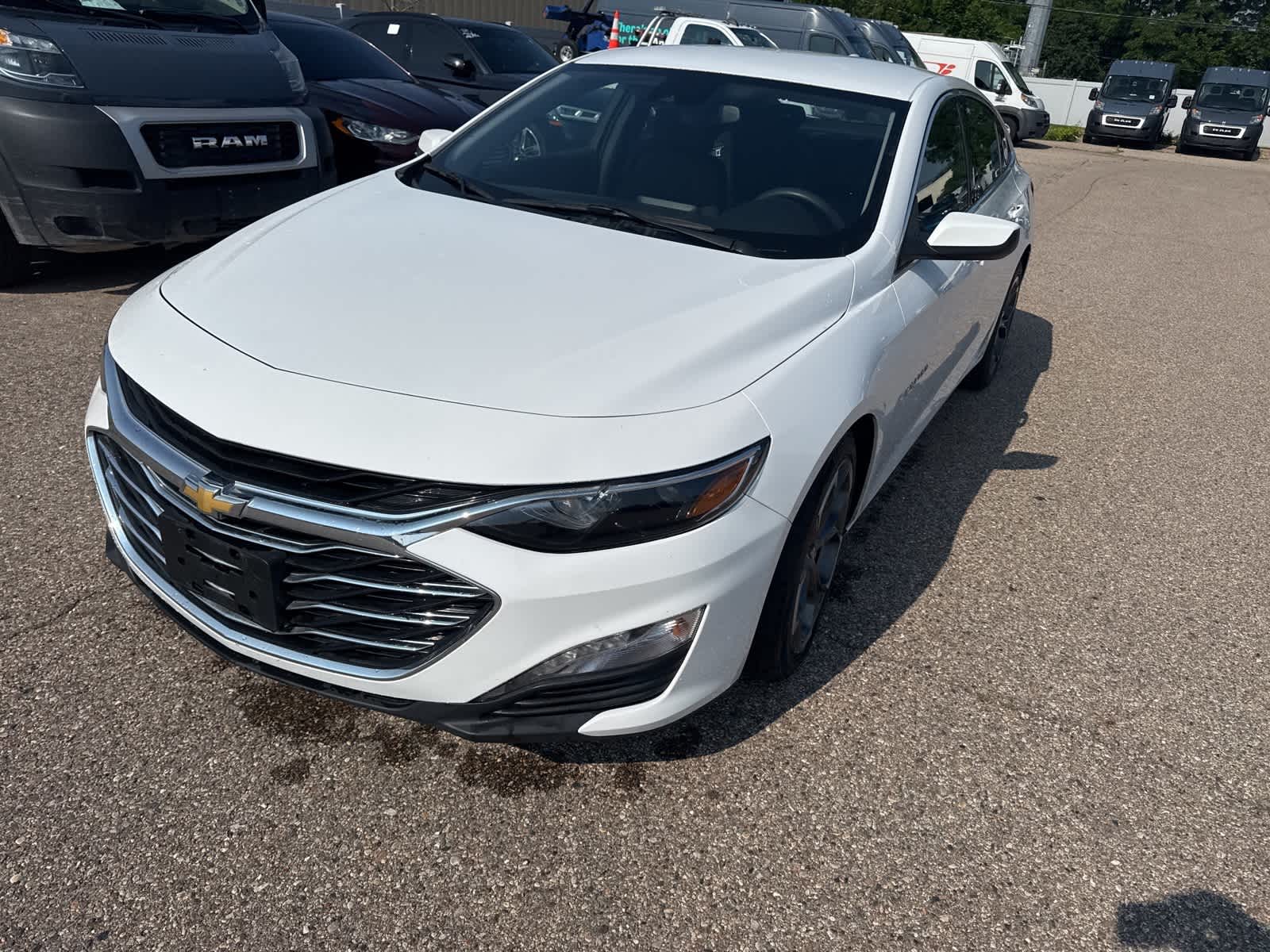 Thumbnail: 2023 Chevrolet Malibu - 2