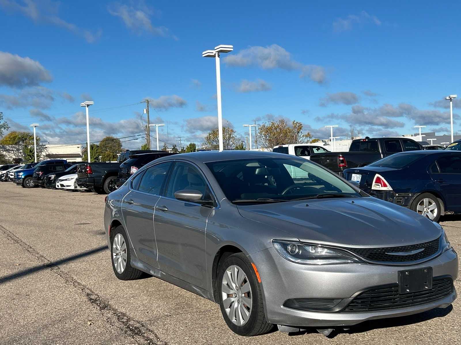 Thumbnail: 2015 Chrysler 200 - 5