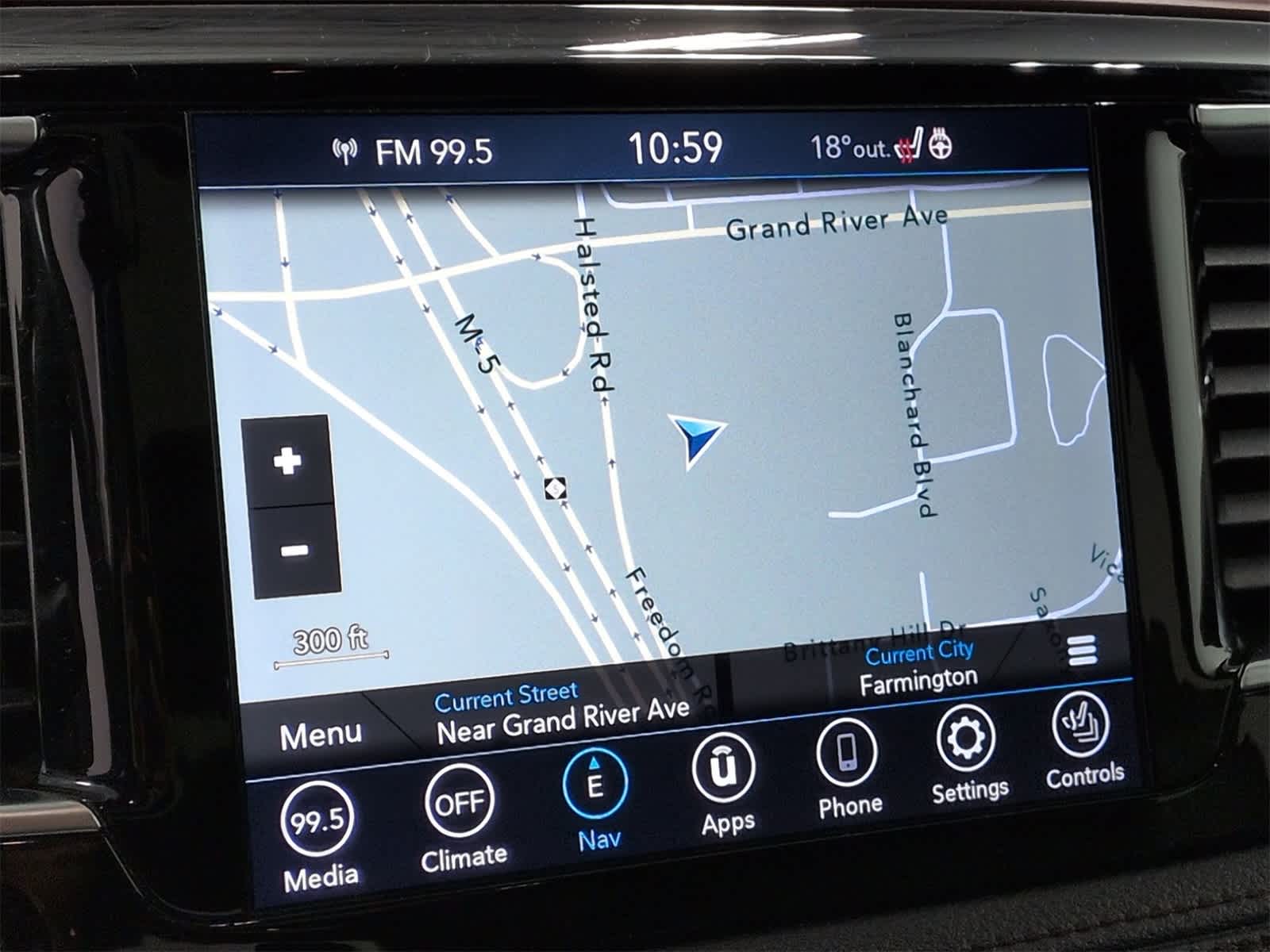 Thumbnail: 2020 Chrysler Pacifica - 31