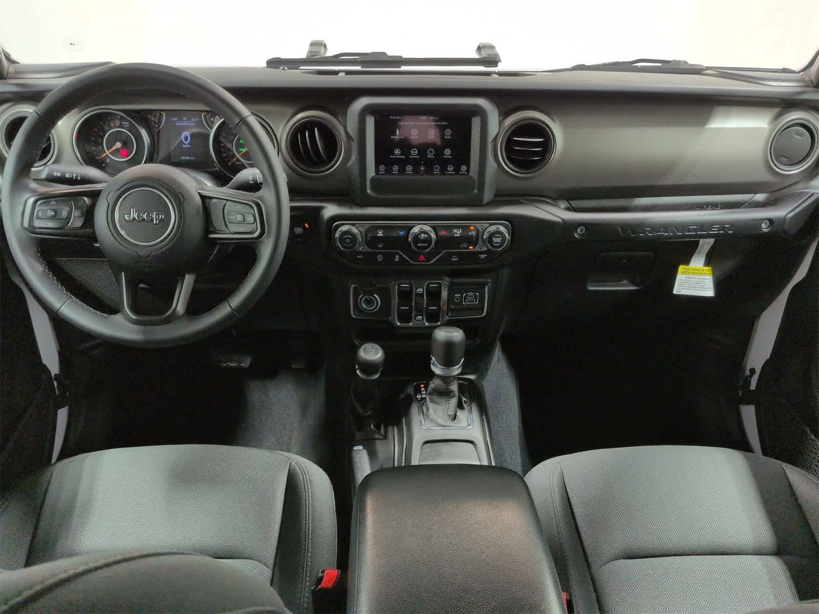 Thumbnail: 2022 Jeep Wrangler - 15