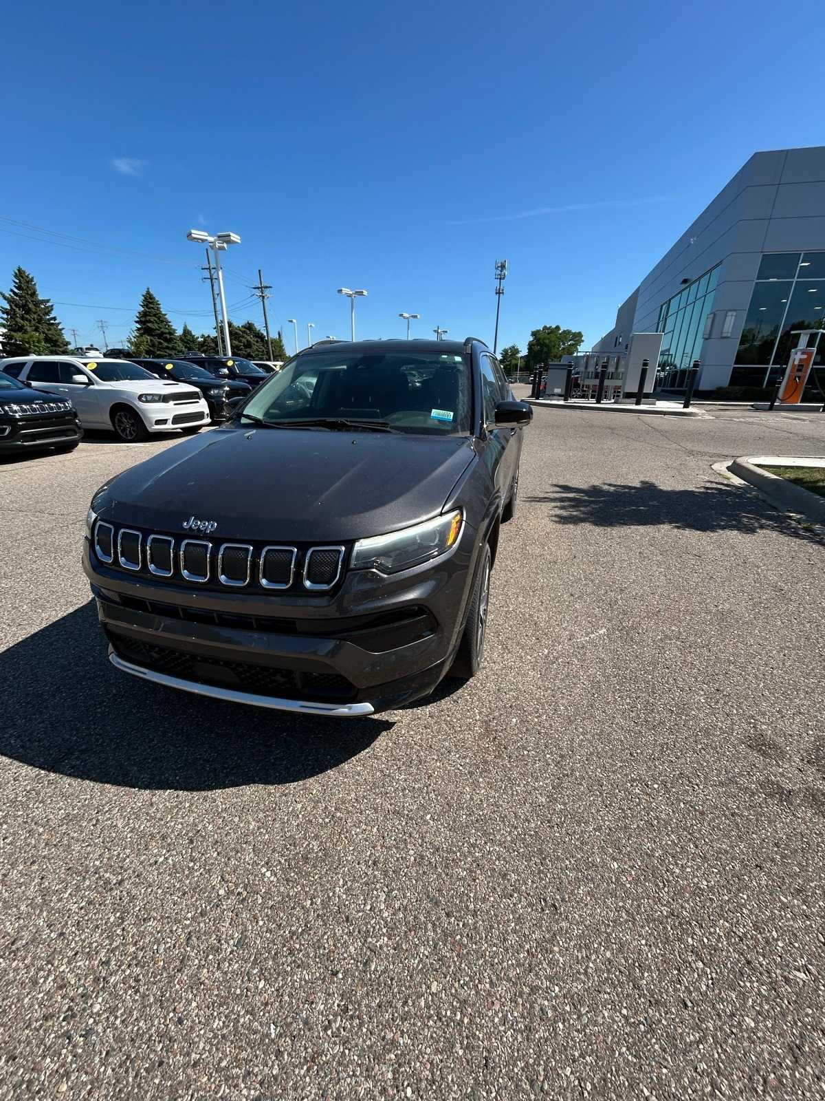 Thumbnail: 2022 Jeep Compass - 3
