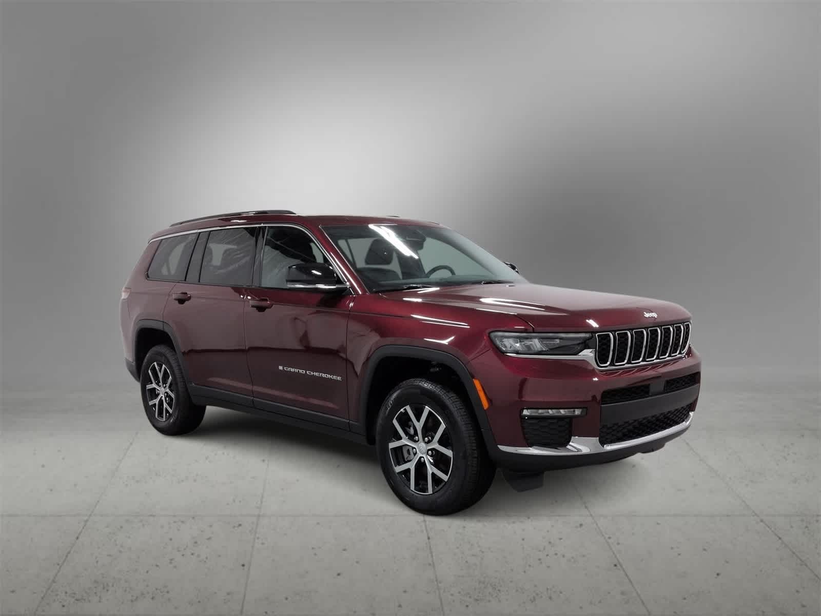 Thumbnail: 2025 Jeep Grand Cherokee L - 2