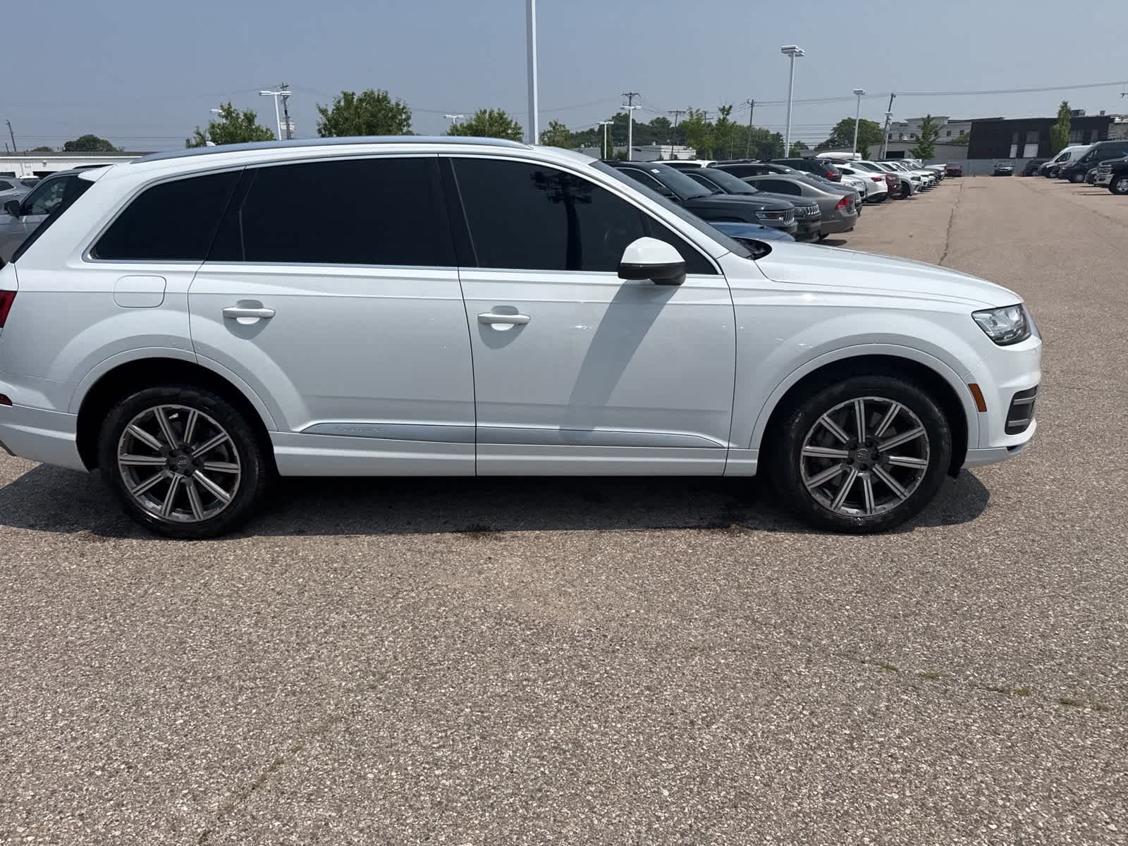Thumbnail: 2018 Audi Q7 - 12