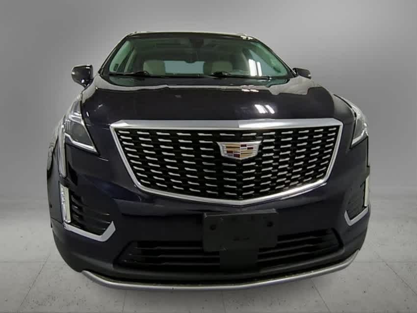 Thumbnail: 2021 Cadillac XT5 - 3