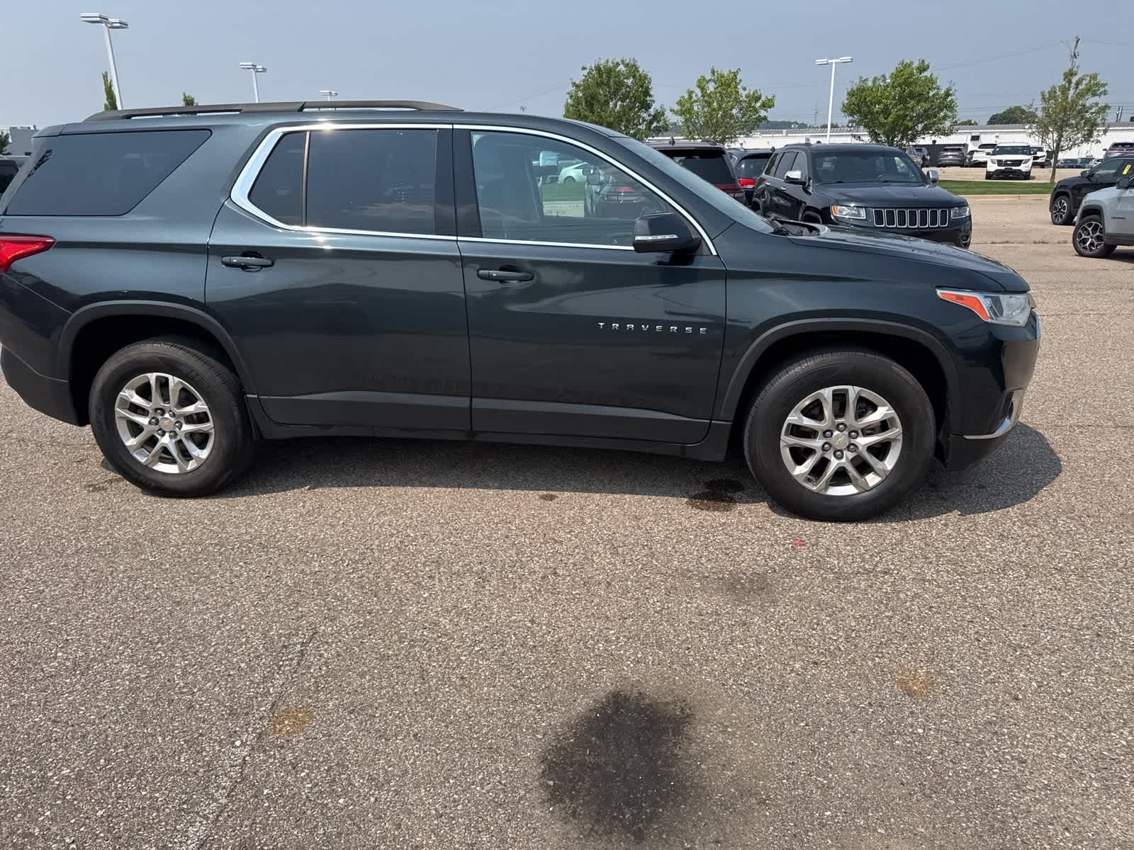 Thumbnail: 2021 Chevrolet Traverse - 11