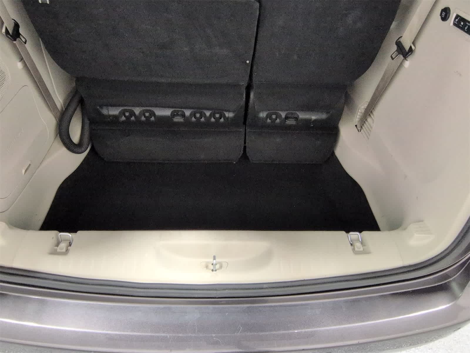 Thumbnail: 2022 Chrysler Pacifica - 37