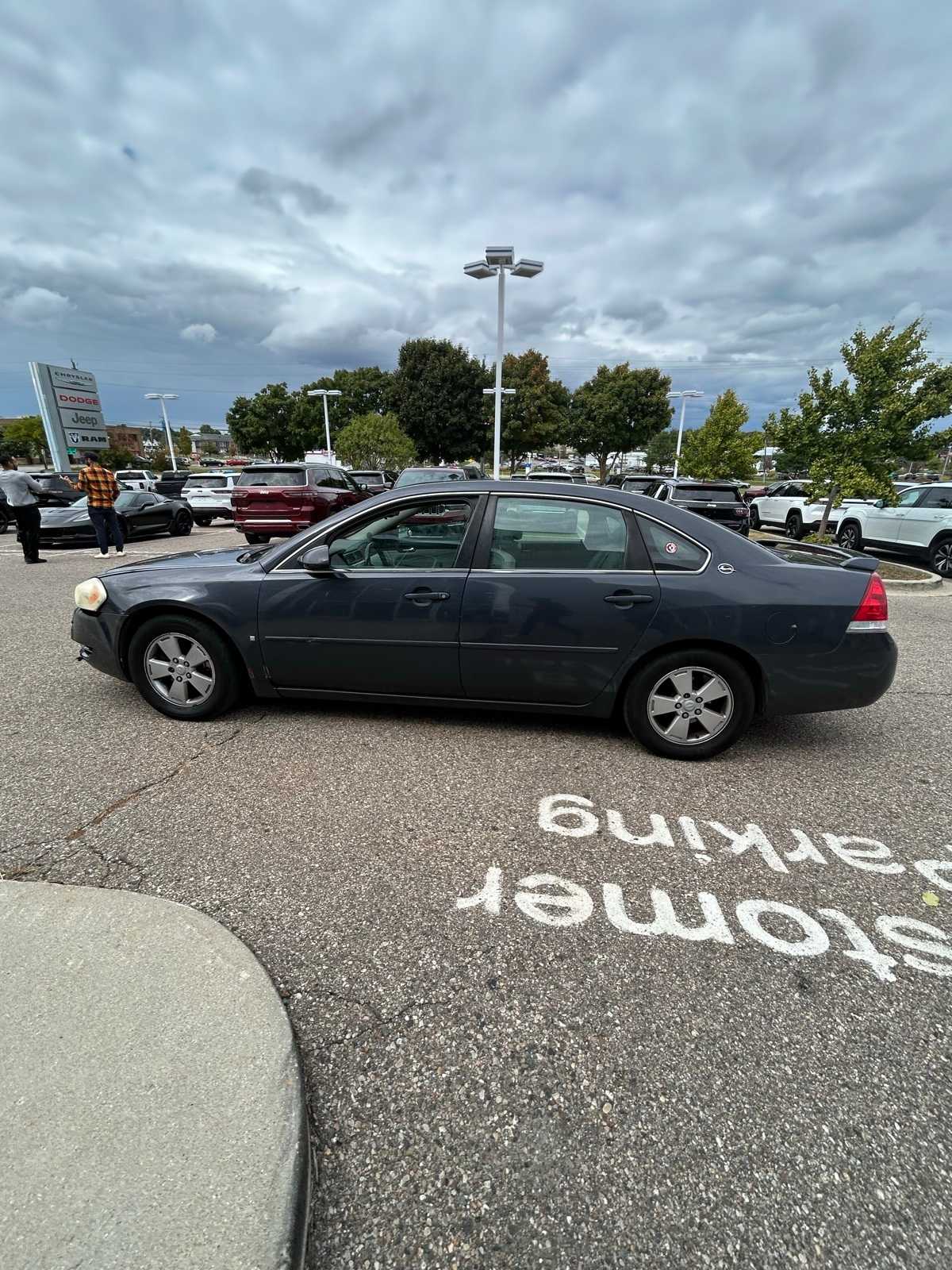 Thumbnail: 2008 Chevrolet Impala - 24