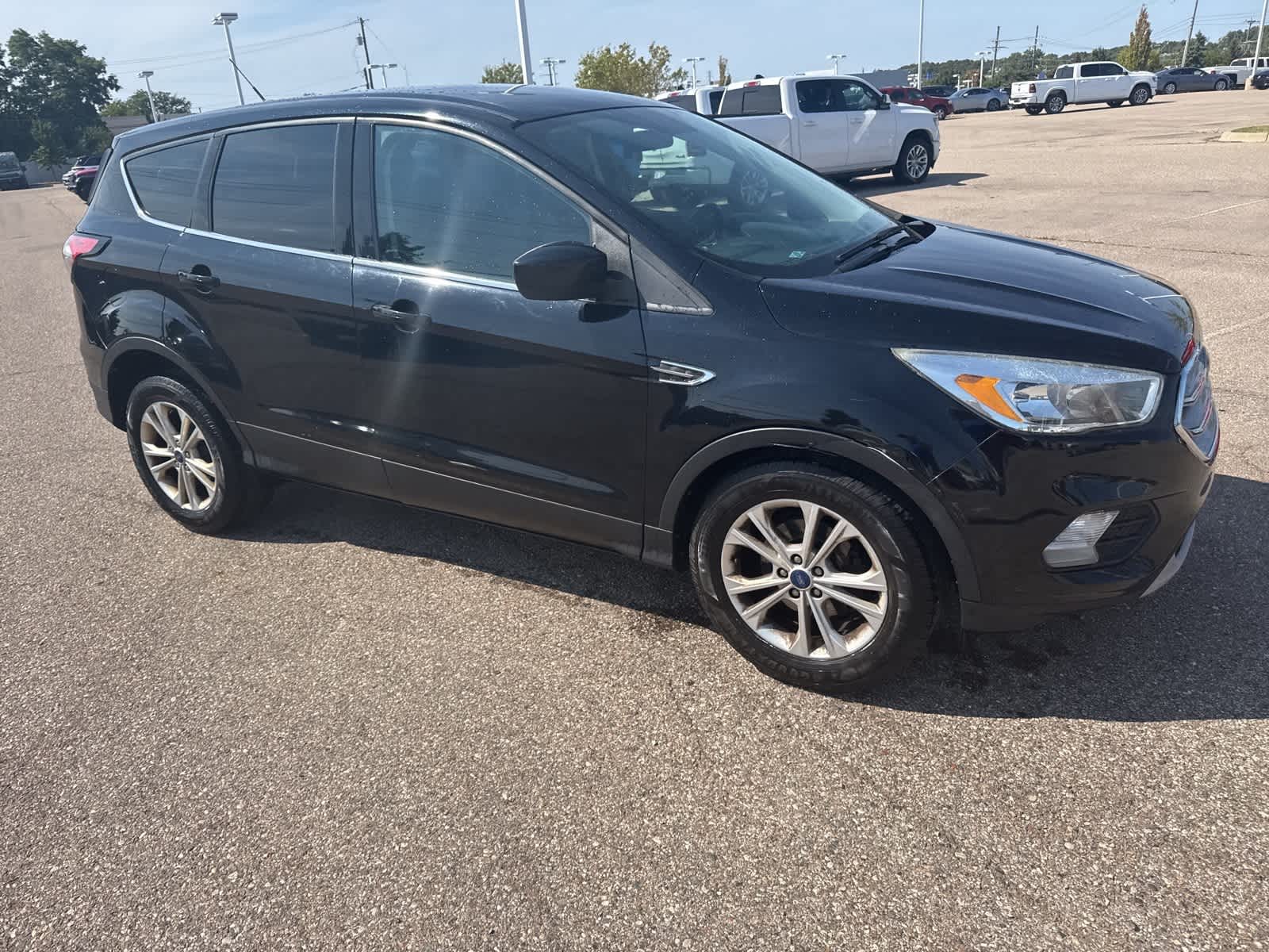 Thumbnail: 2017 Ford Escape - 9