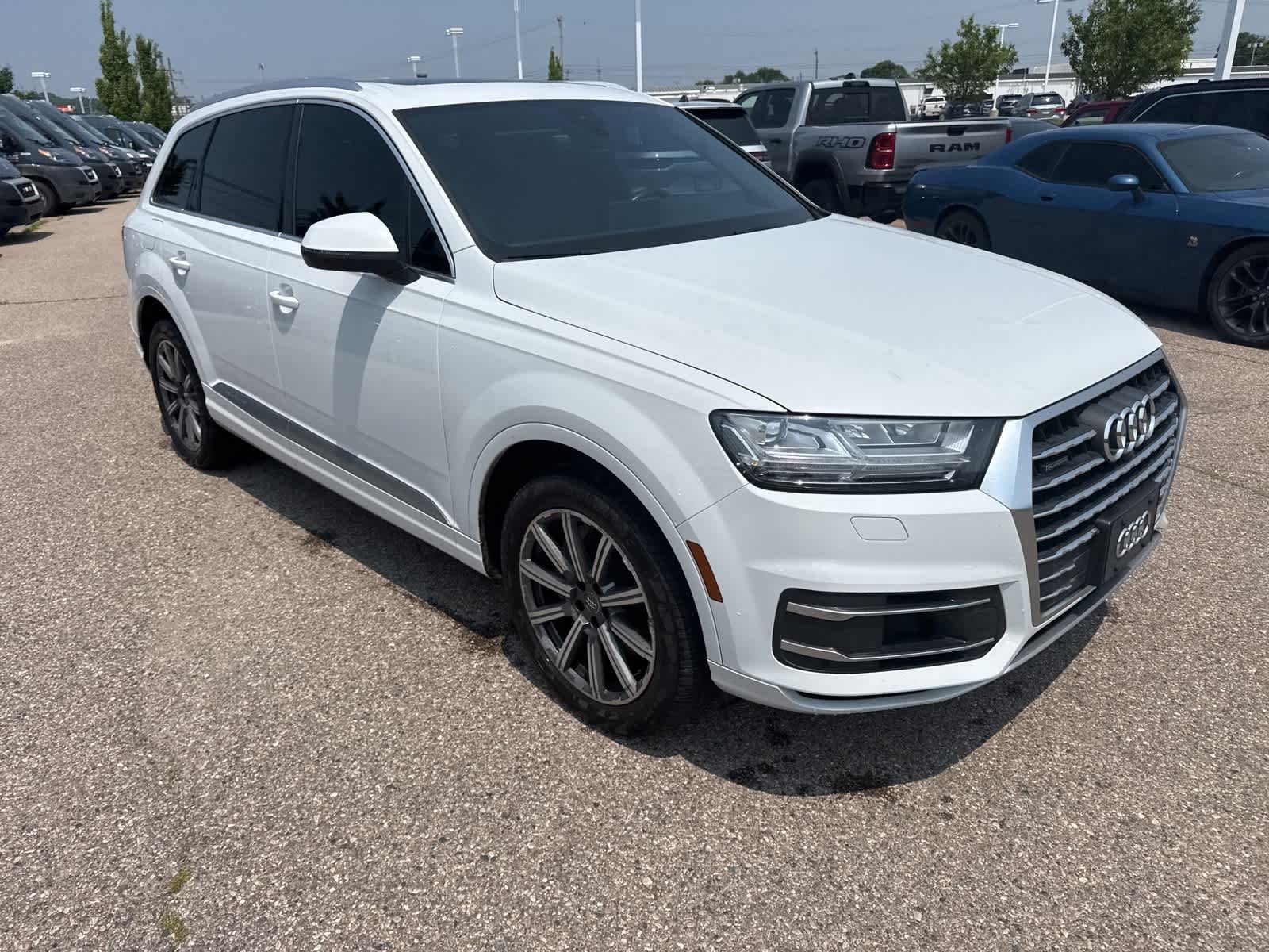 Thumbnail: 2018 Audi Q7 - 8