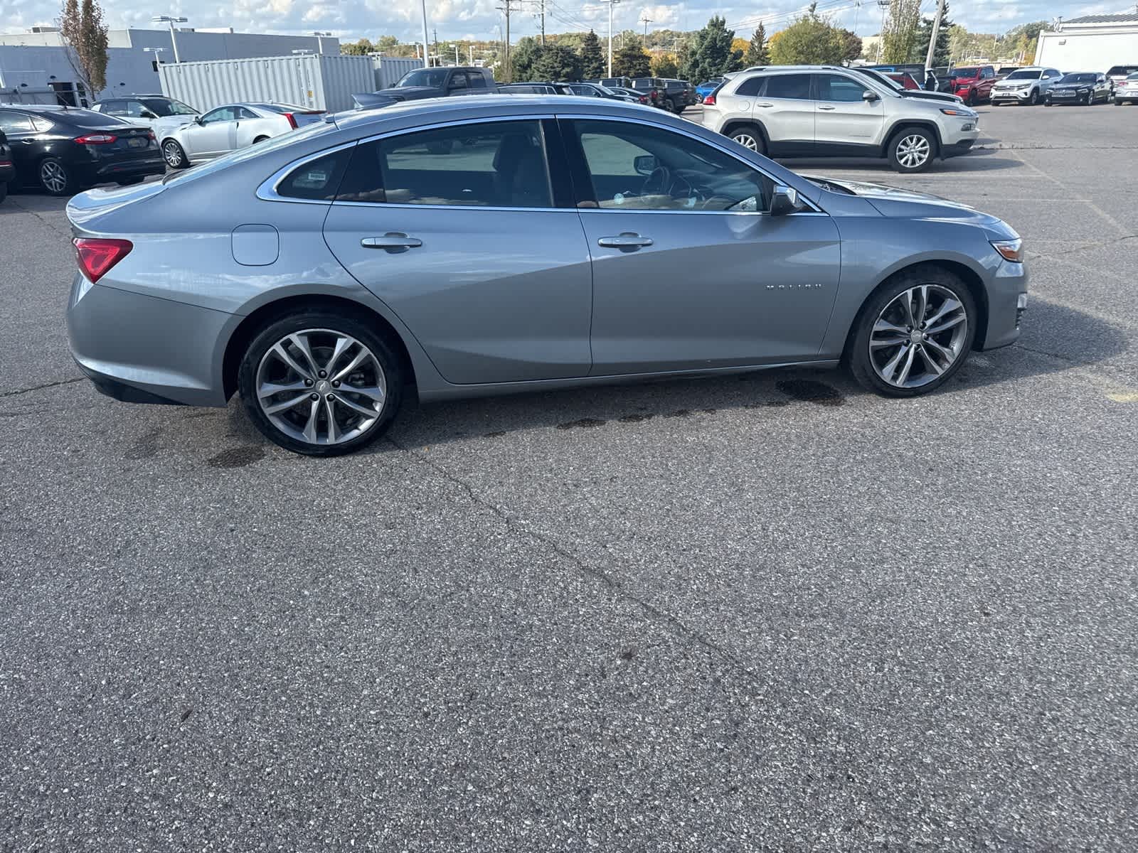 Thumbnail: 2023 Chevrolet Malibu - 11