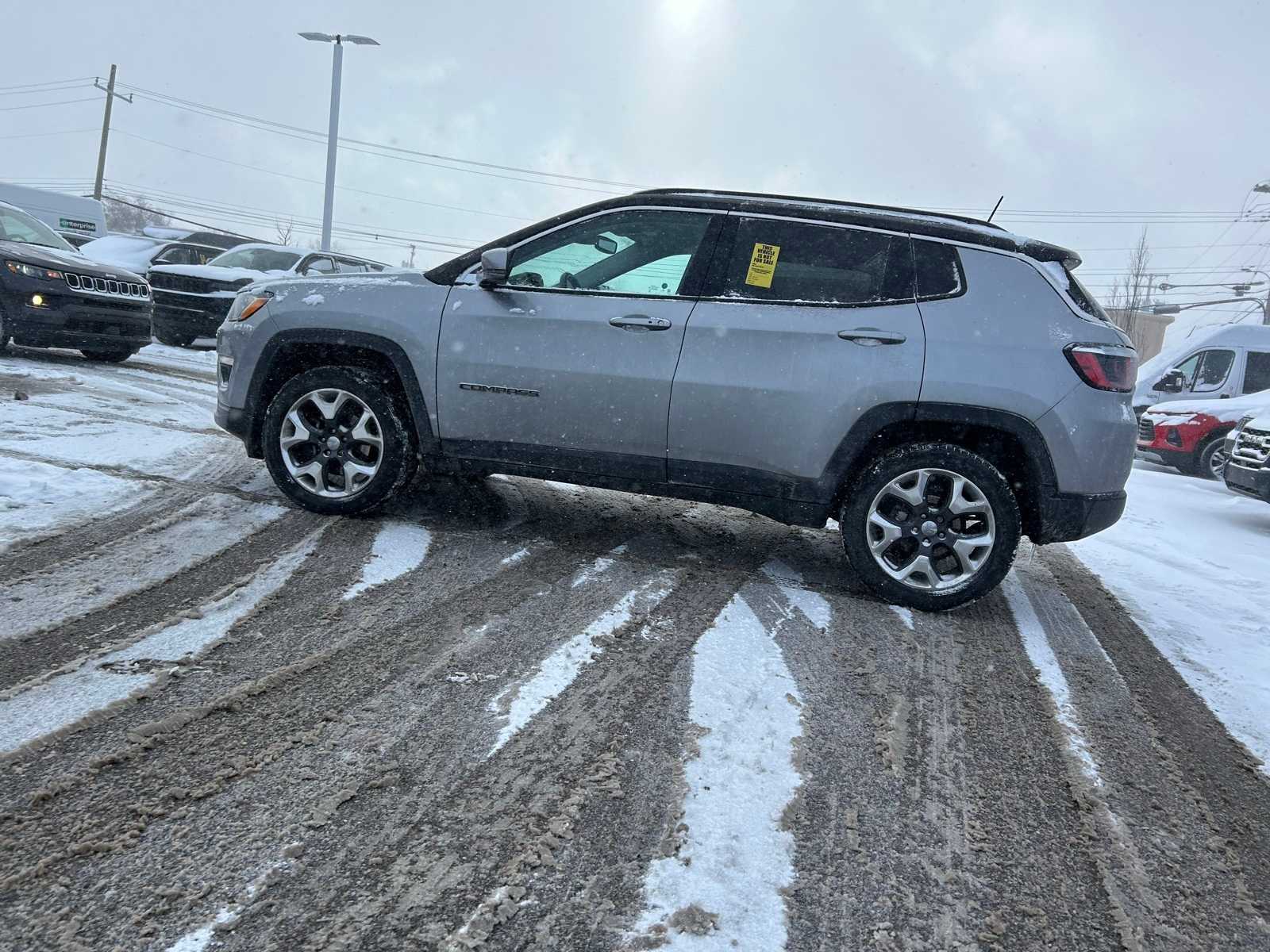 Thumbnail: 2019 Jeep Compass - 28