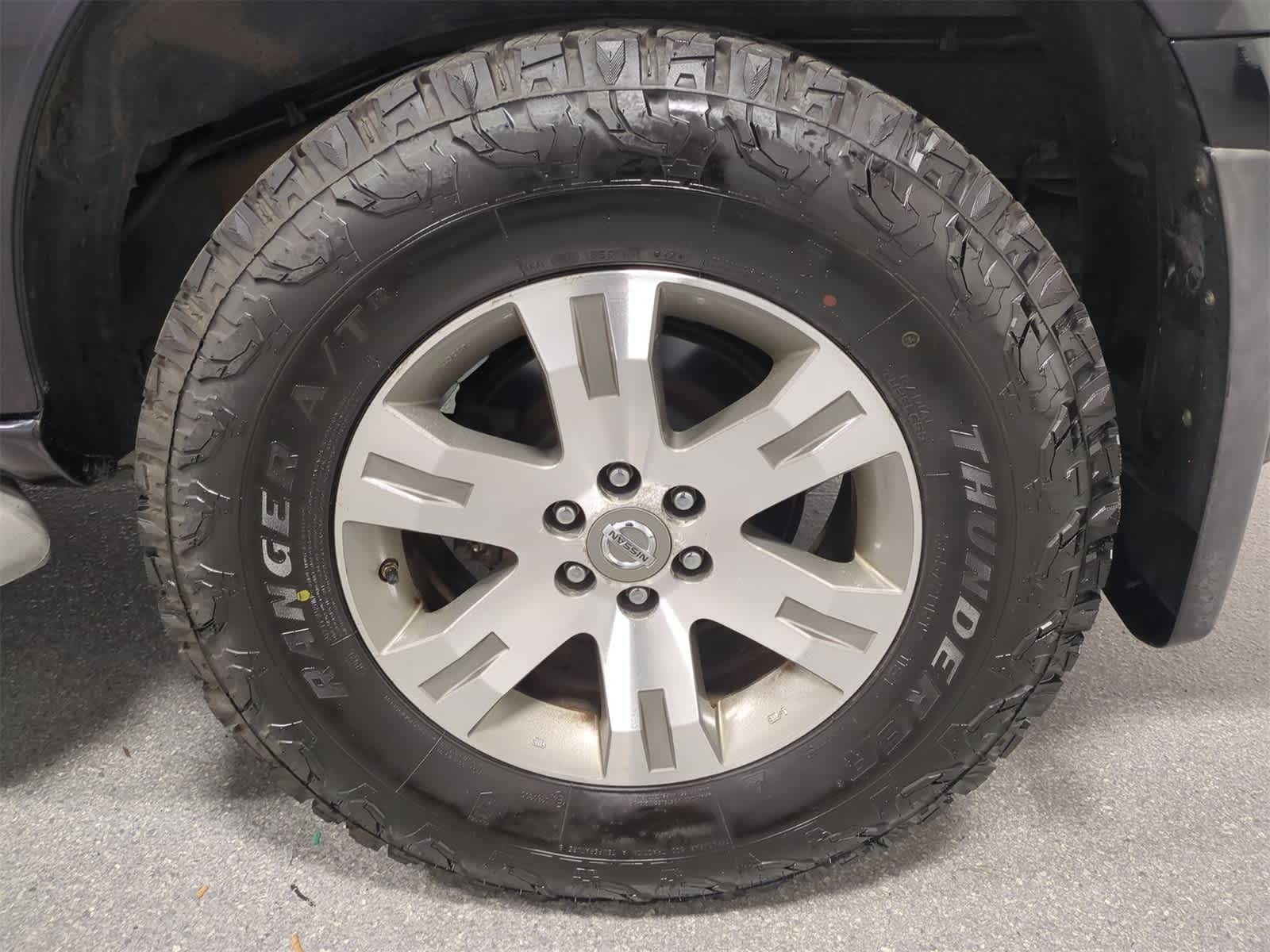 Thumbnail: 2012 Nissan Pathfinder - 14