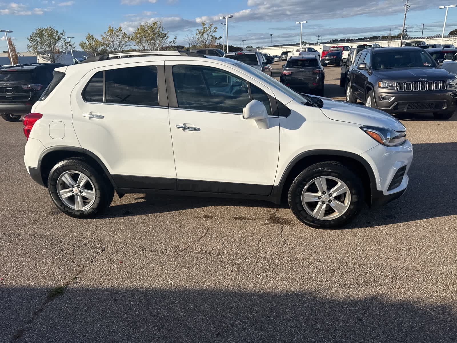 Thumbnail: 2019 Chevrolet Trax - 11