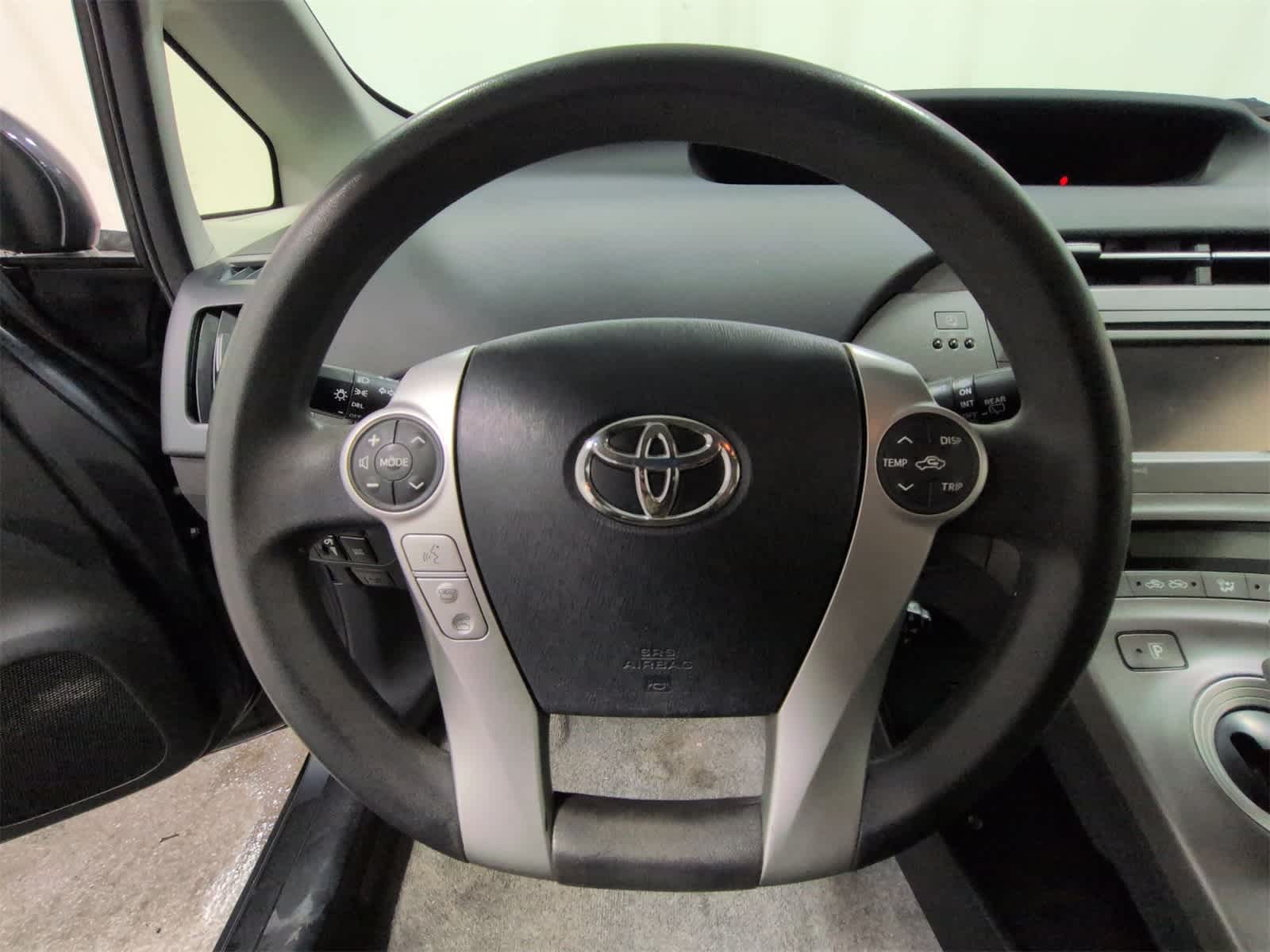 Thumbnail: 2015 Toyota Prius - 23