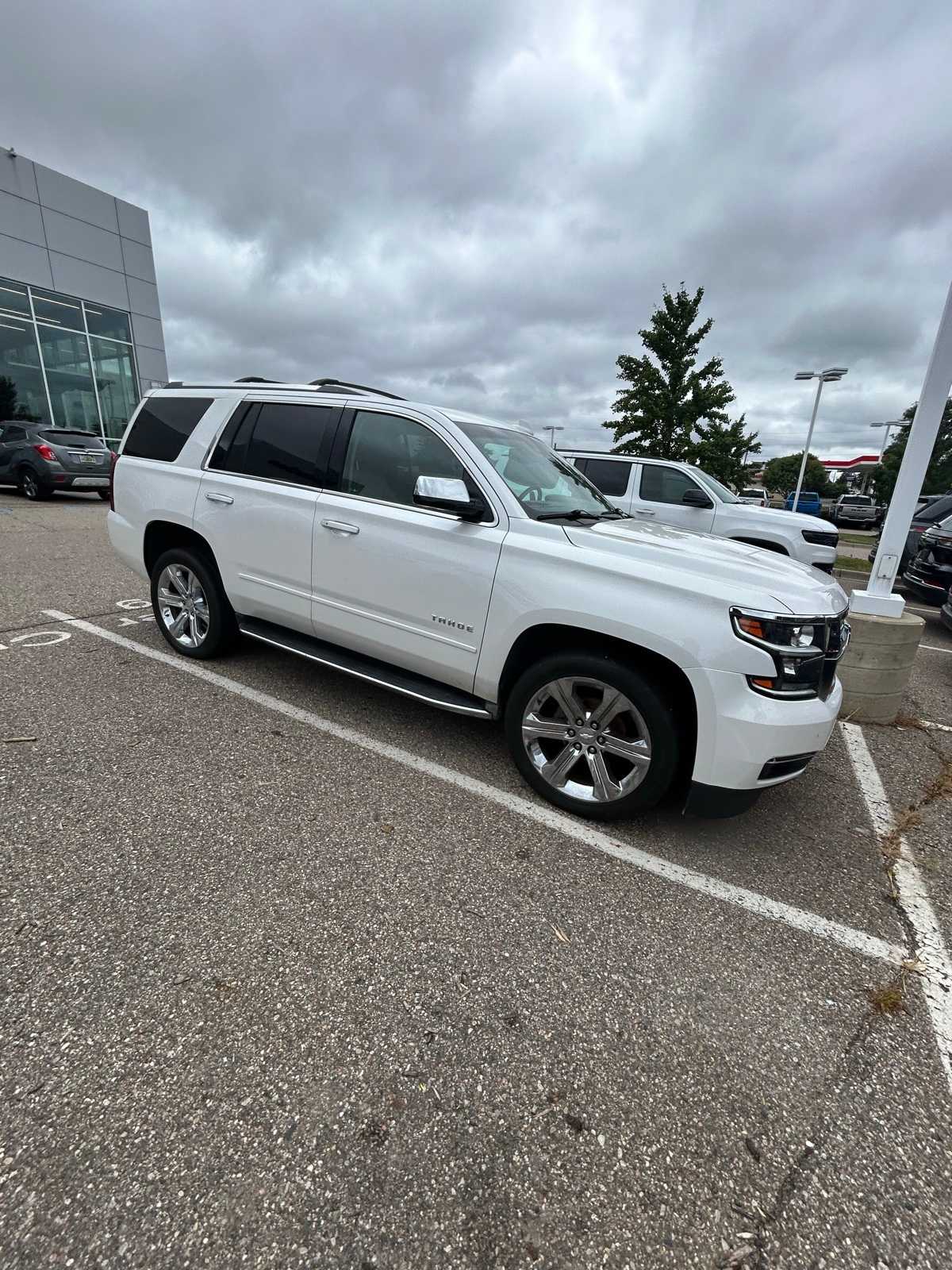 Thumbnail: 2018 Chevrolet Tahoe - 10