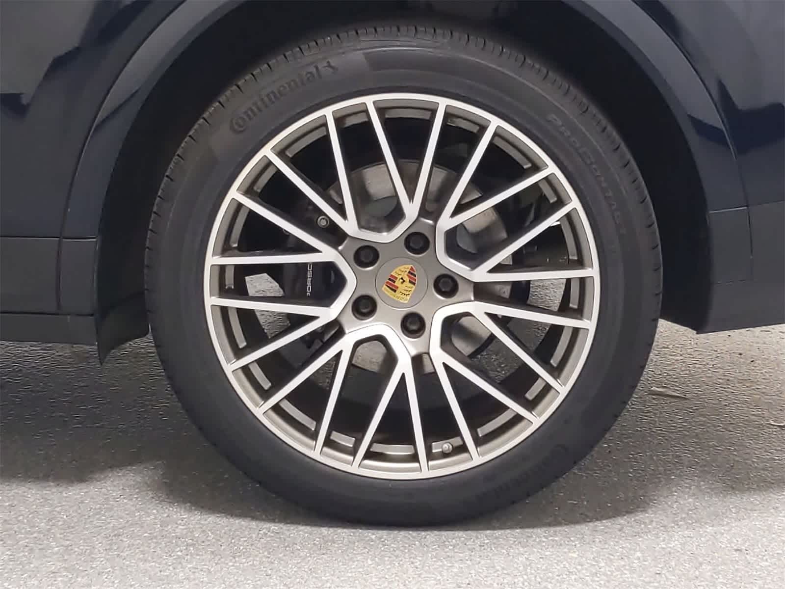Thumbnail: 2023 Porsche Cayenne - 19