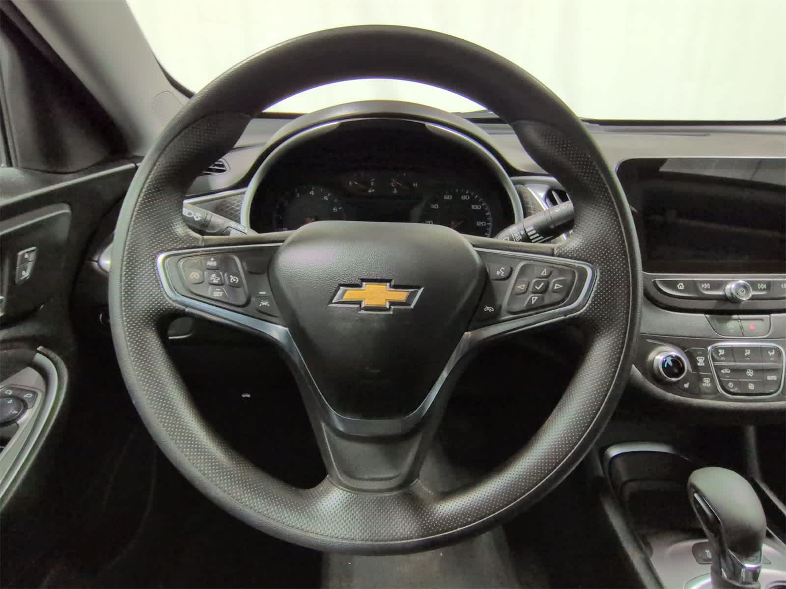 Thumbnail: 2024 Chevrolet Malibu - 17