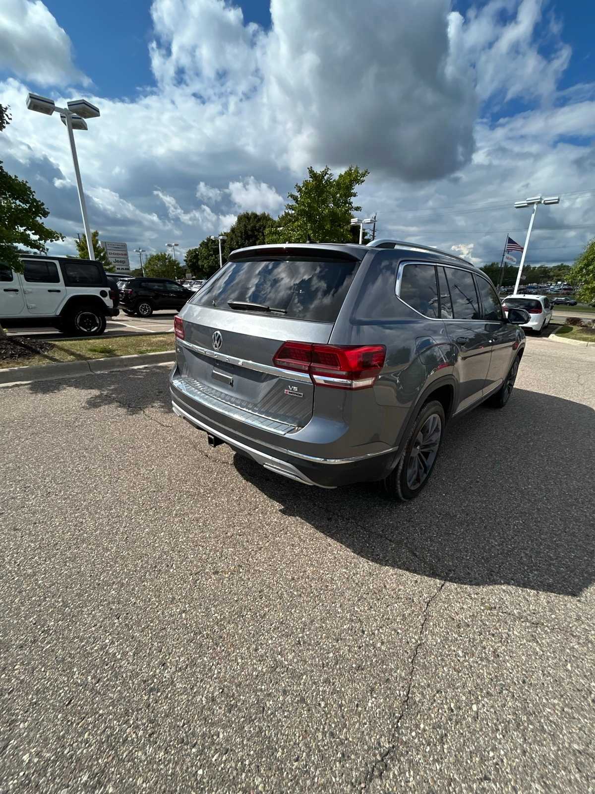 Thumbnail: 2019 Volkswagen Atlas - 18
