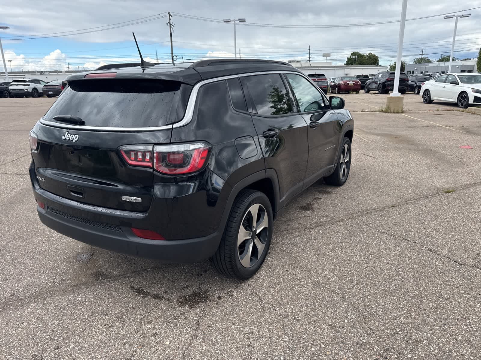 Thumbnail: 2018 Jeep Compass - 17