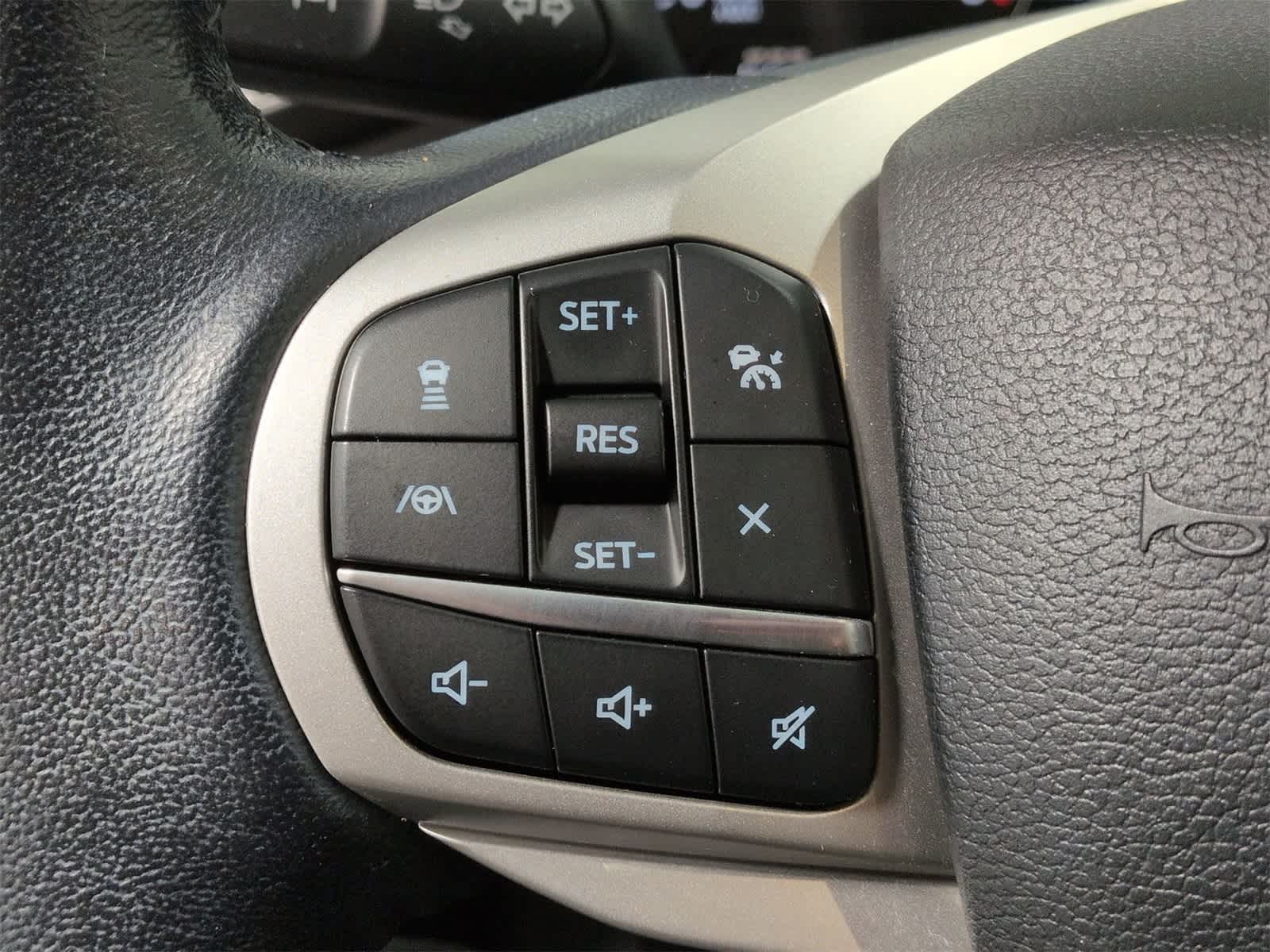 Thumbnail: 2021 Ford Explorer - 23