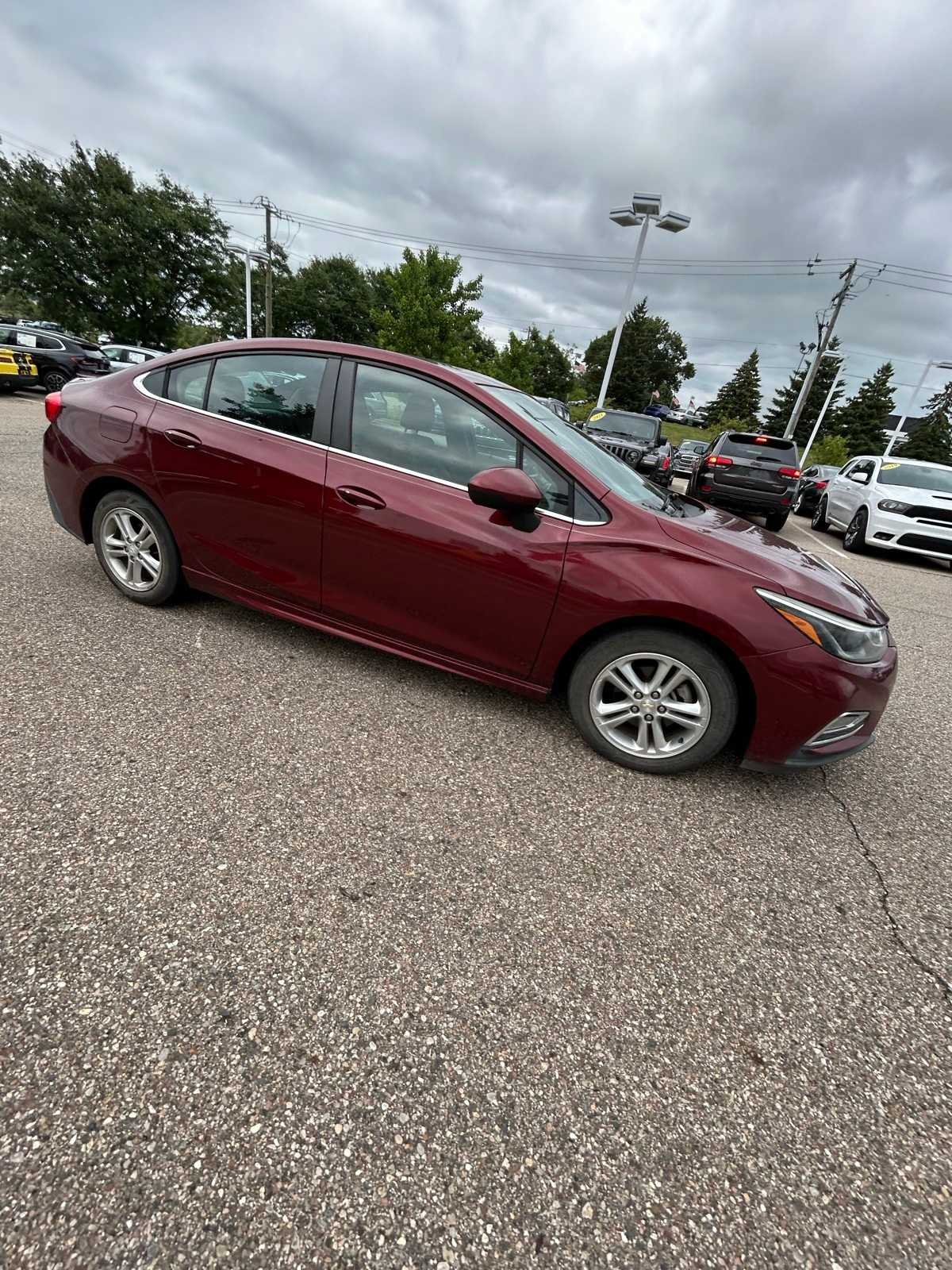 Thumbnail: 2016 Chevrolet Cruze - 8