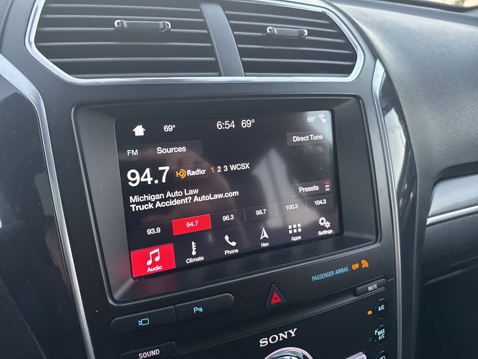 Thumbnail: 2019 Ford Explorer - 35