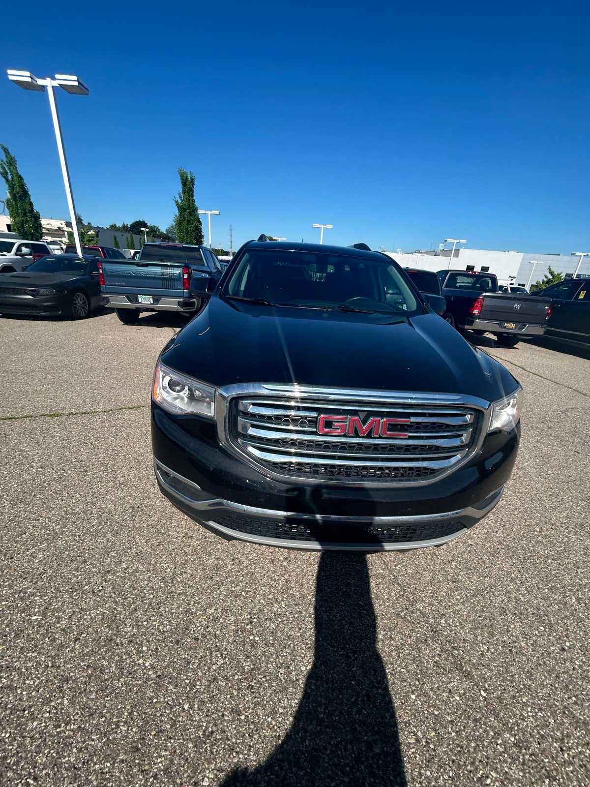 Thumbnail: 2019 GMC Acadia - 3