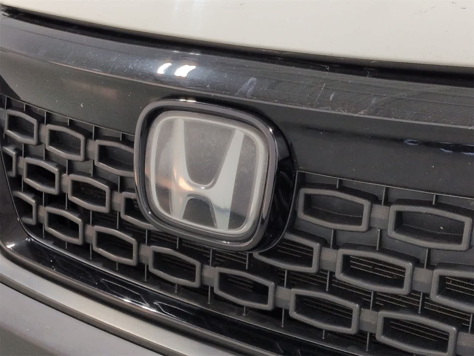Thumbnail: 2019 Honda Passport - 13