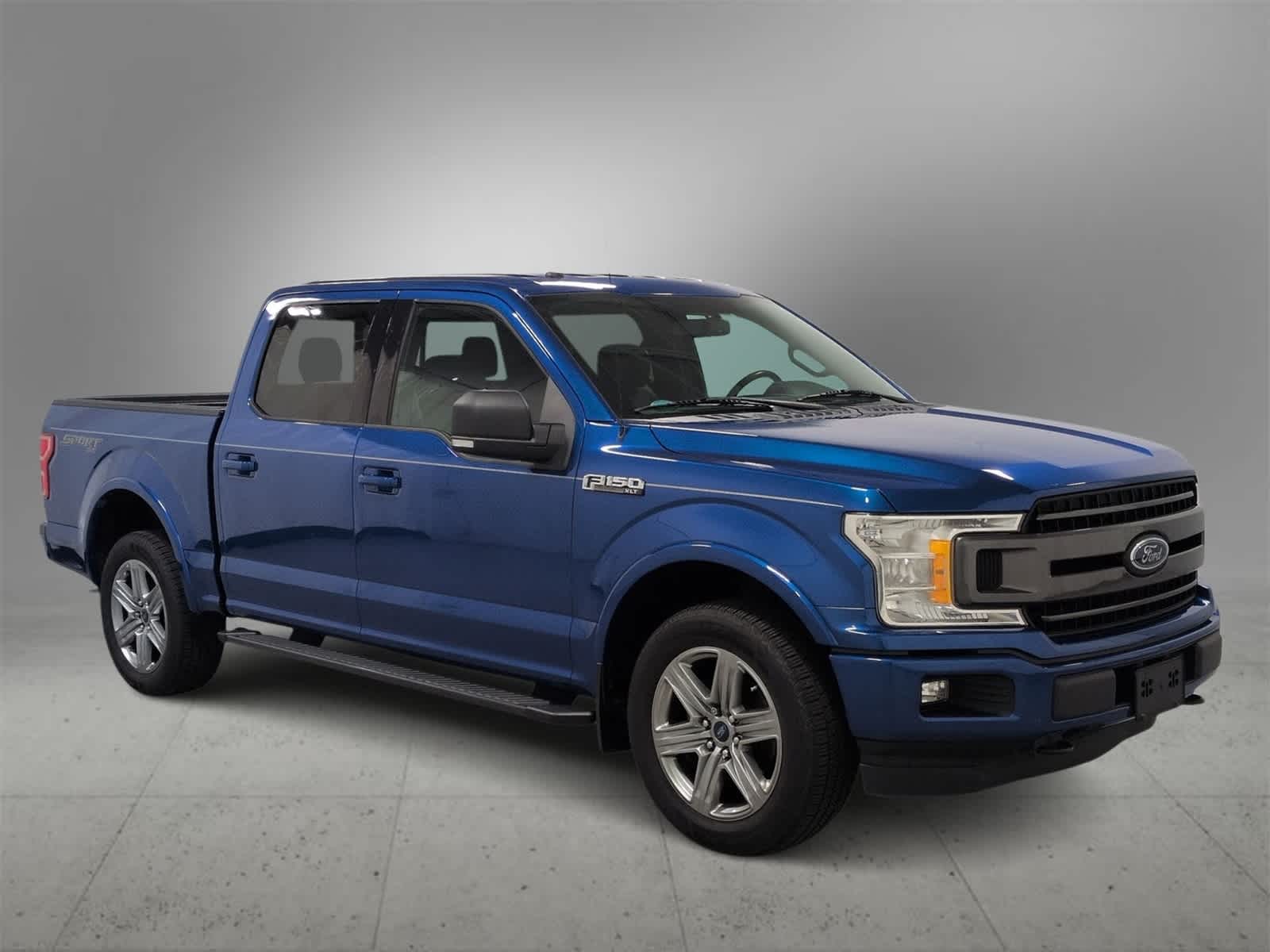 2018 Ford F-150 XLT photo 2