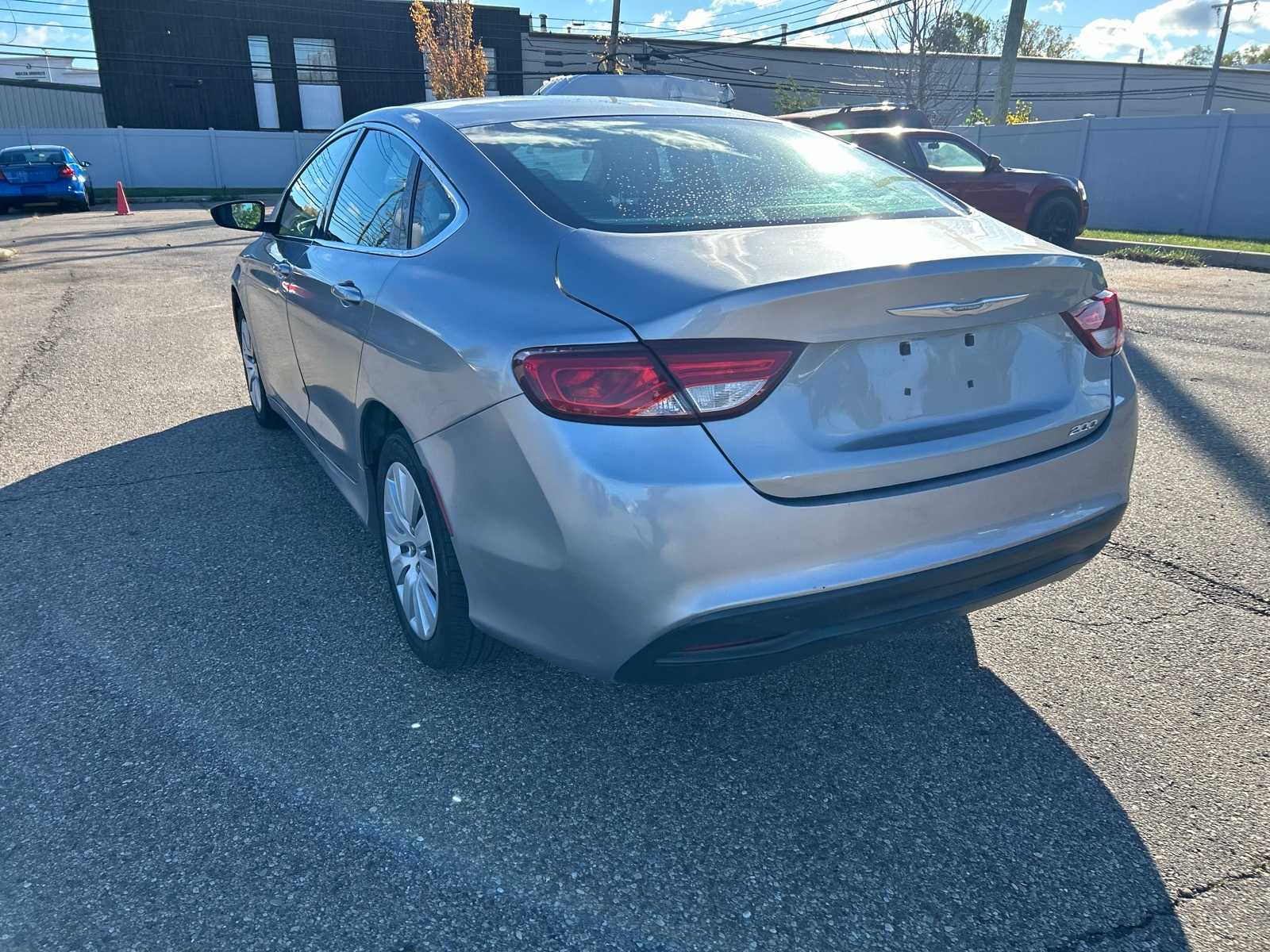 Thumbnail: 2015 Chrysler 200 - 24
