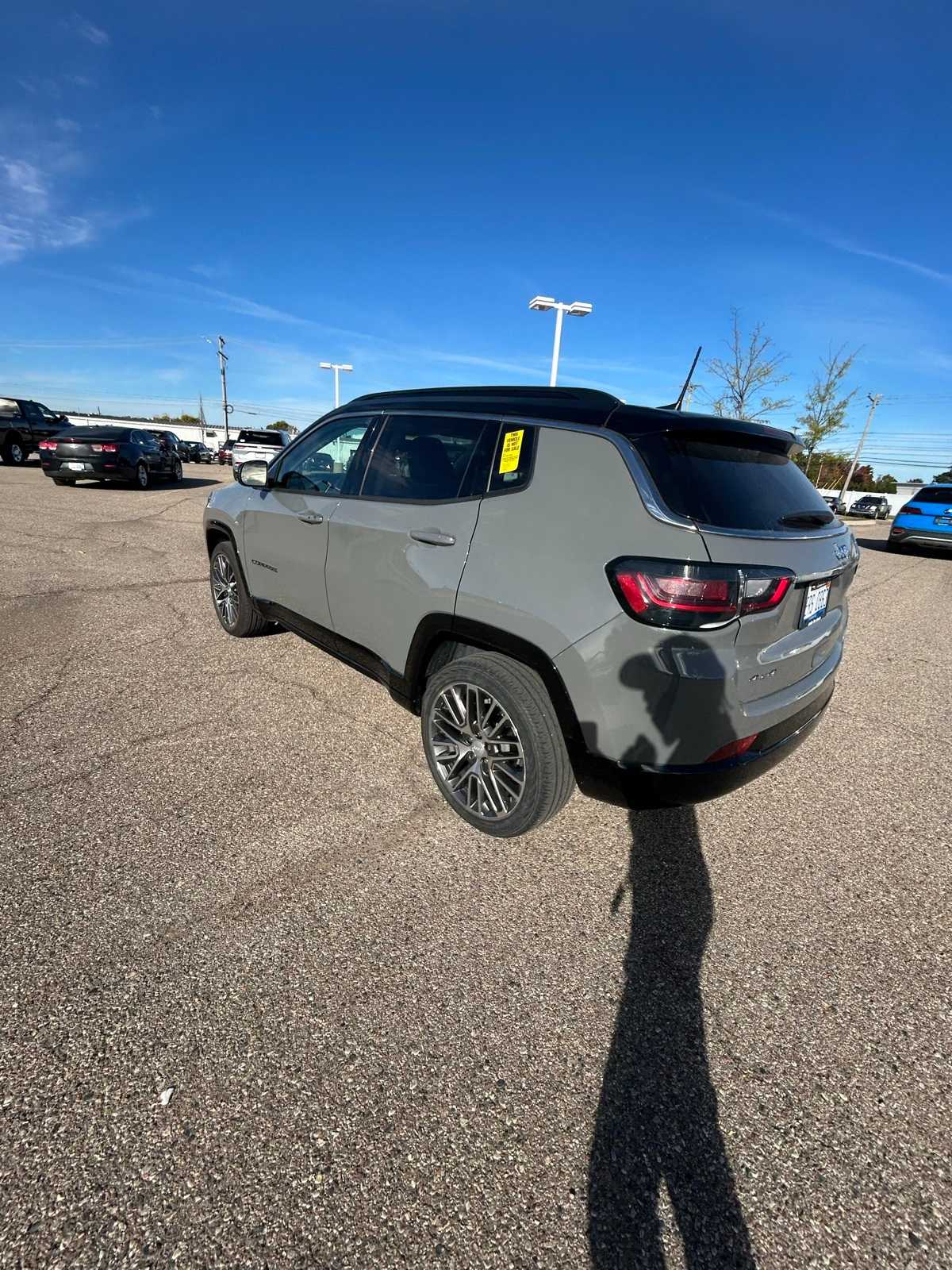 Thumbnail: 2022 Jeep Compass - 25
