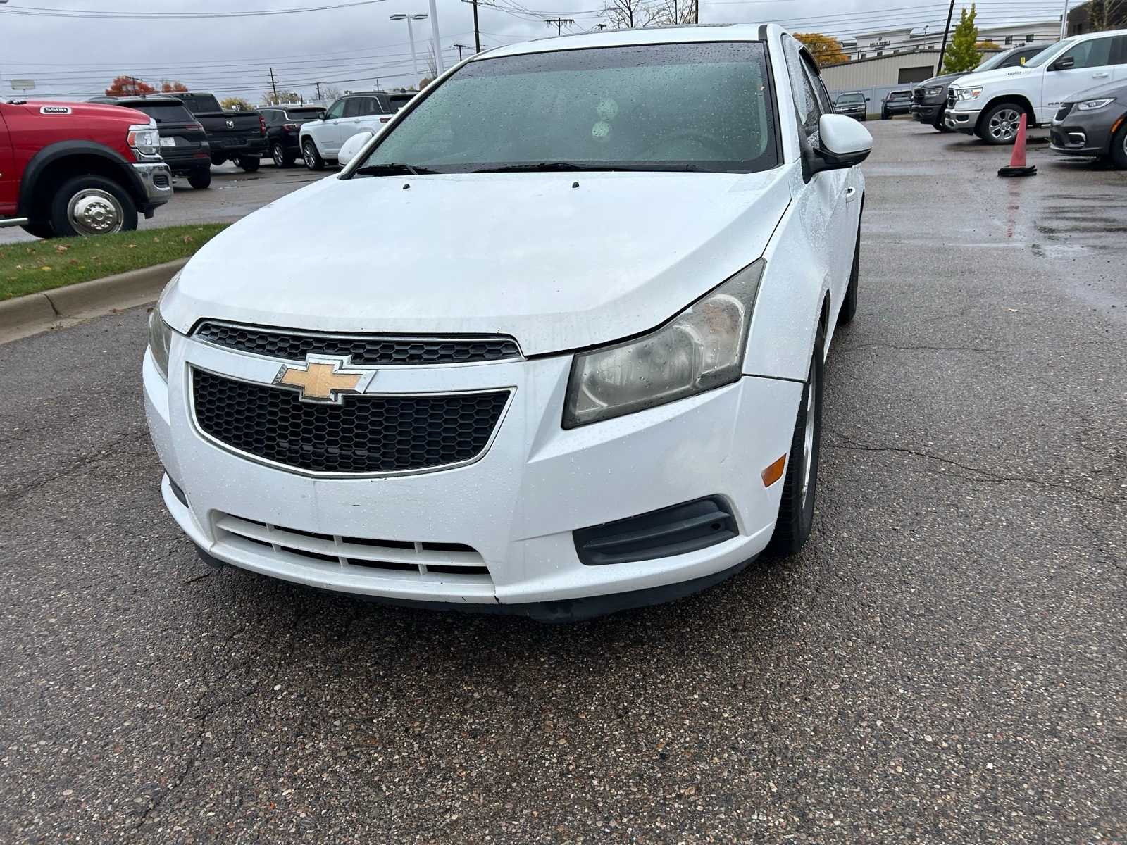 Thumbnail: 2012 Chevrolet Cruze - 5