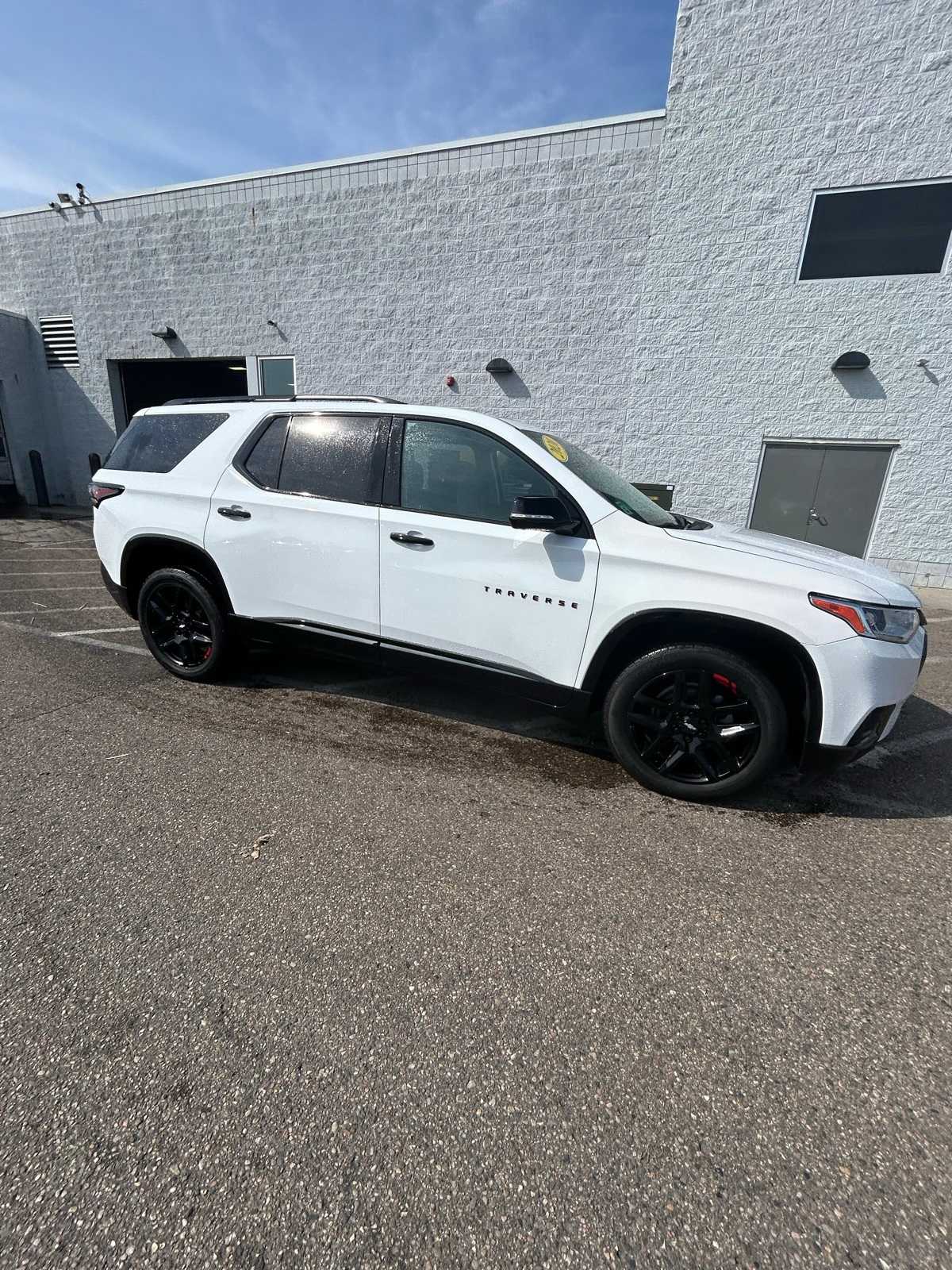 Thumbnail: 2020 Chevrolet Traverse - 11
