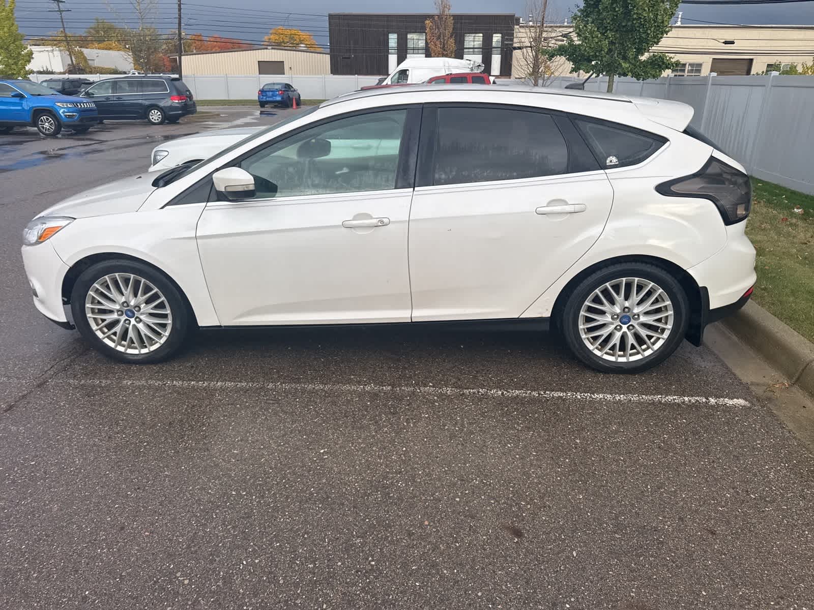 Thumbnail: 2012 Ford Focus - 30